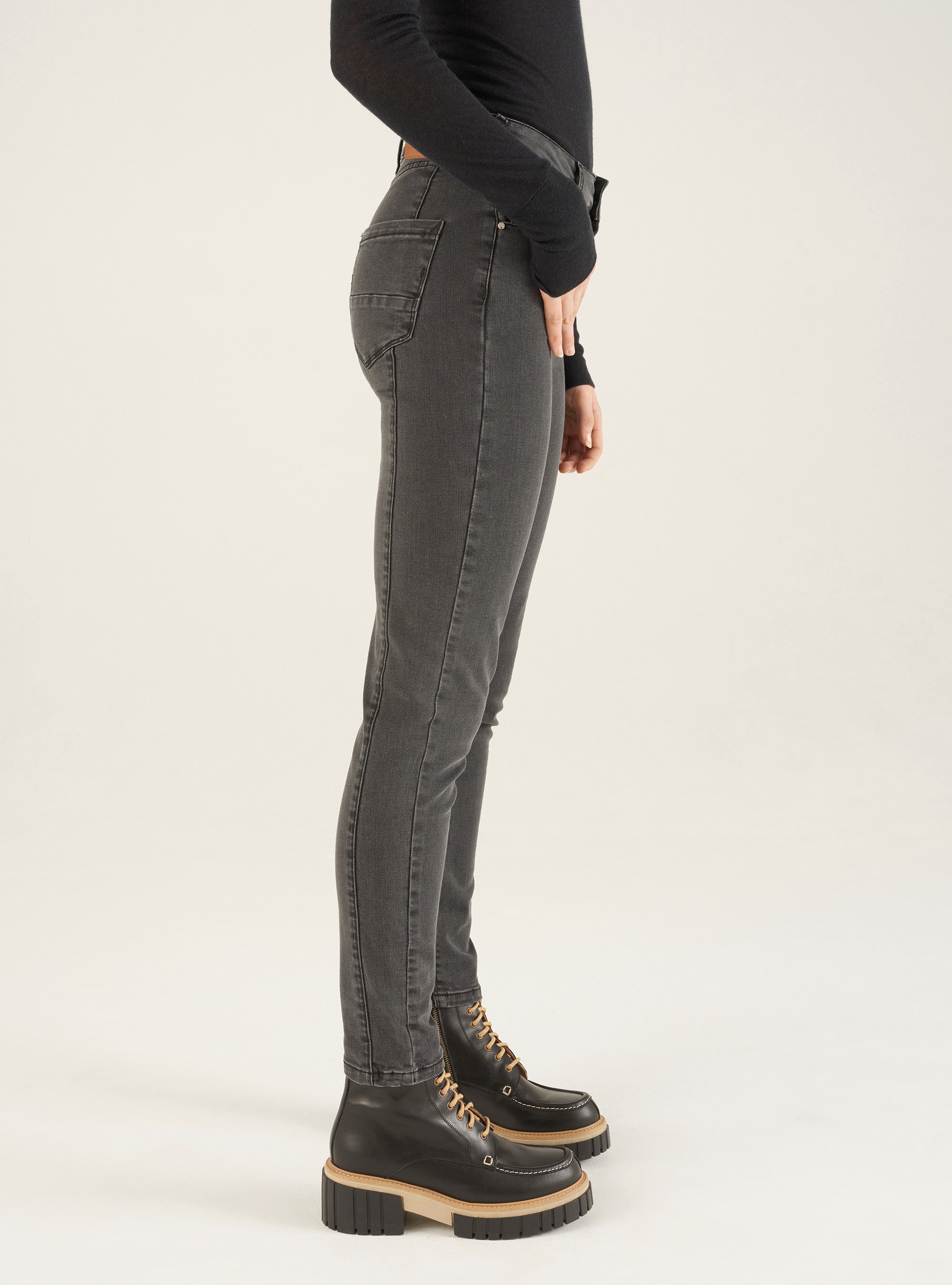 Jean