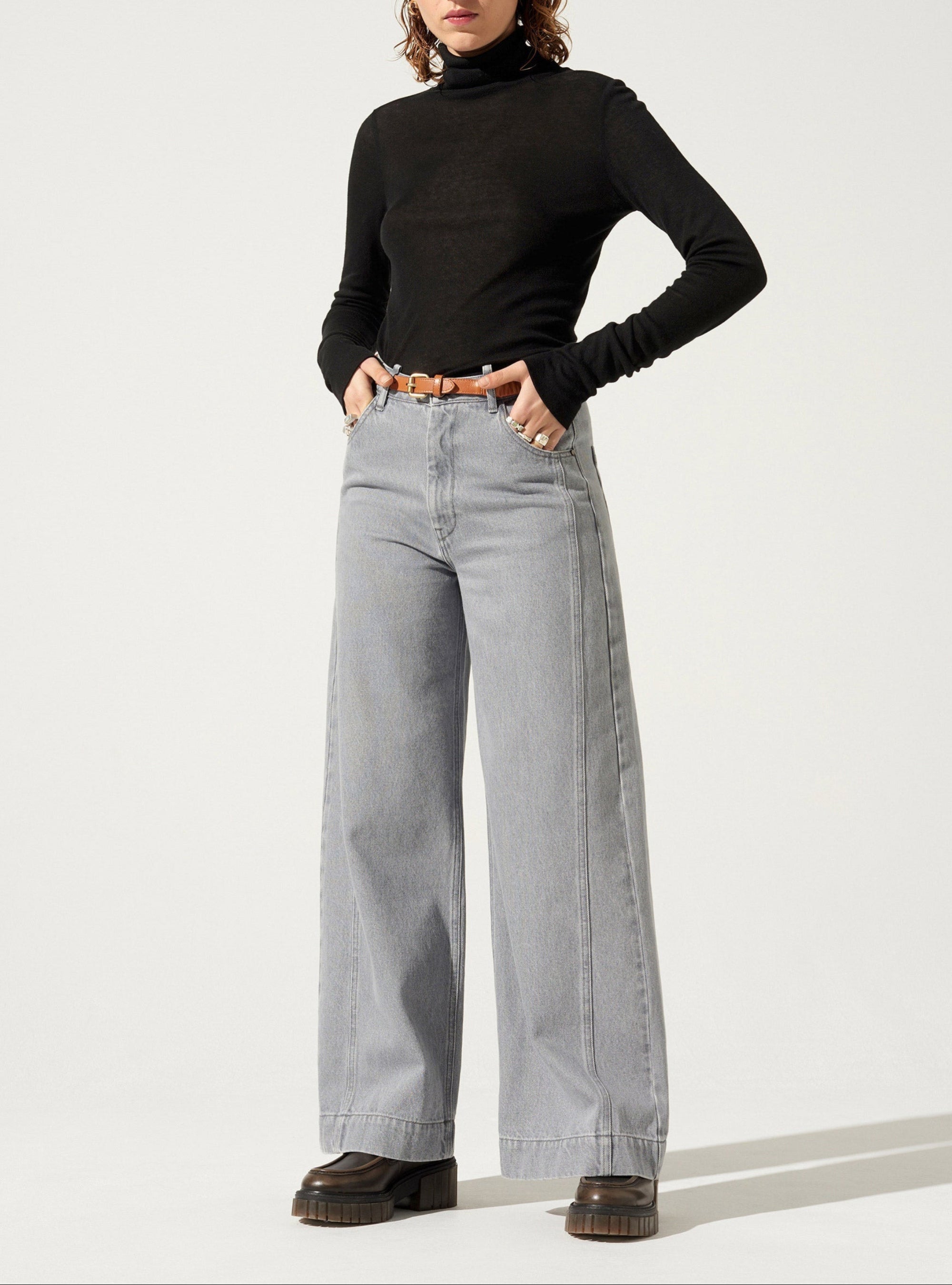 T-shirt col roulé acoté