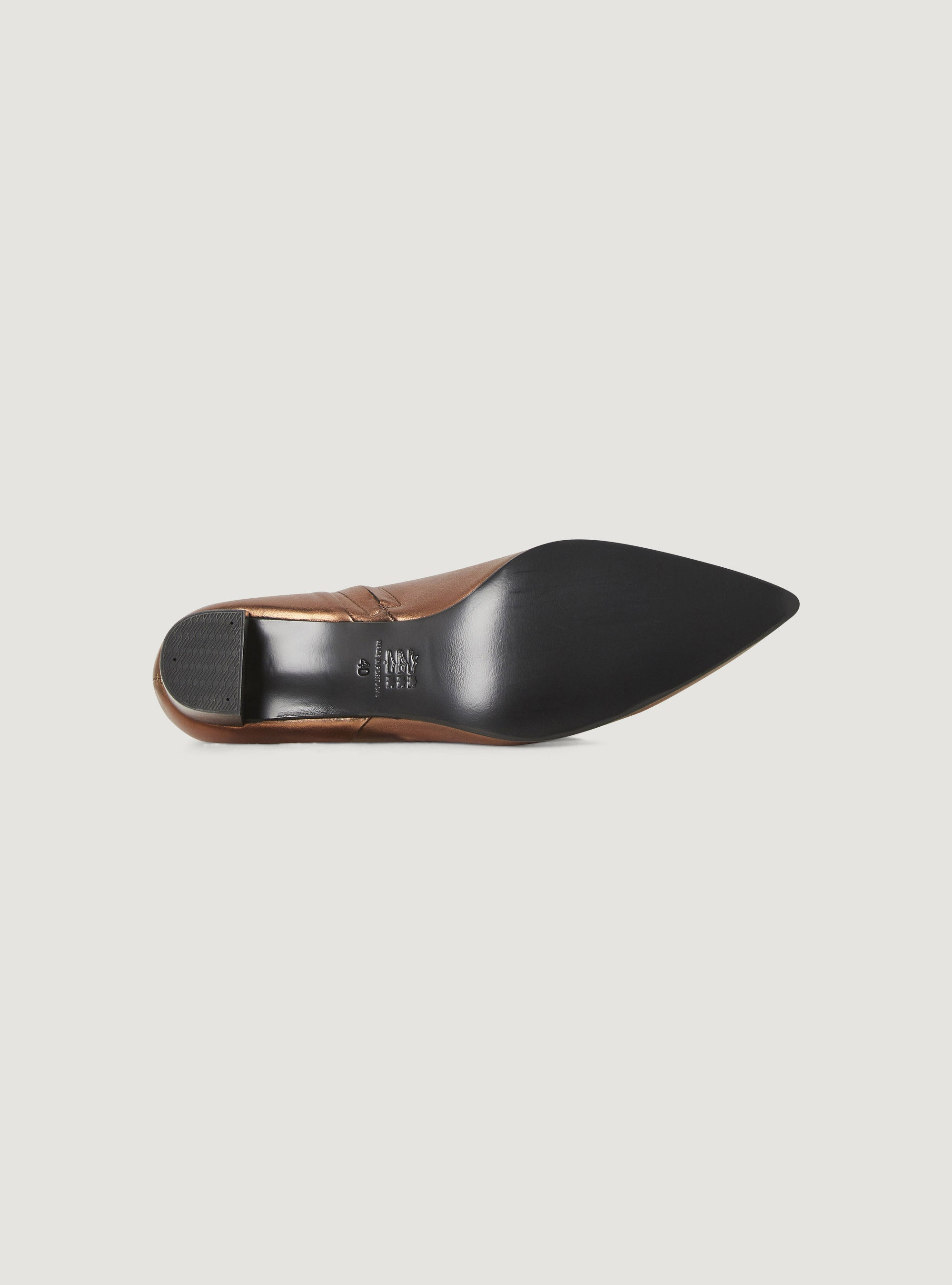 Boots bronze