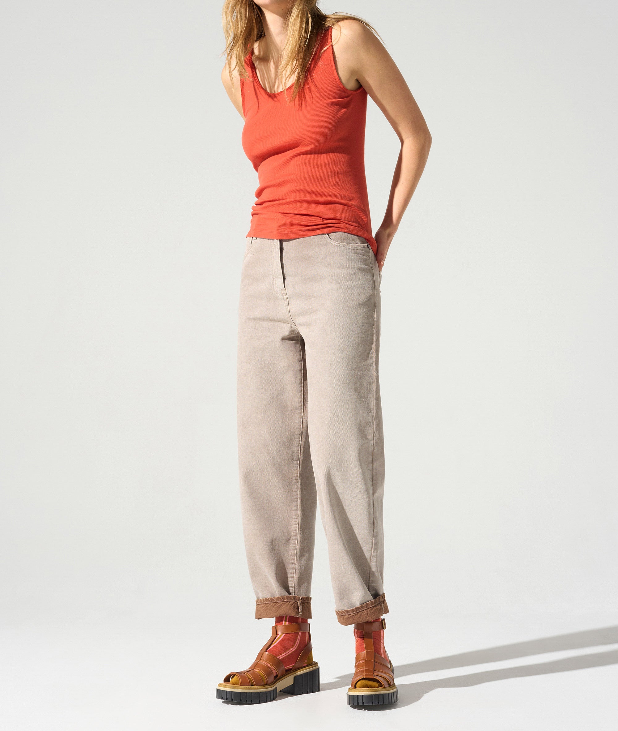 Jean basique Mum acoté