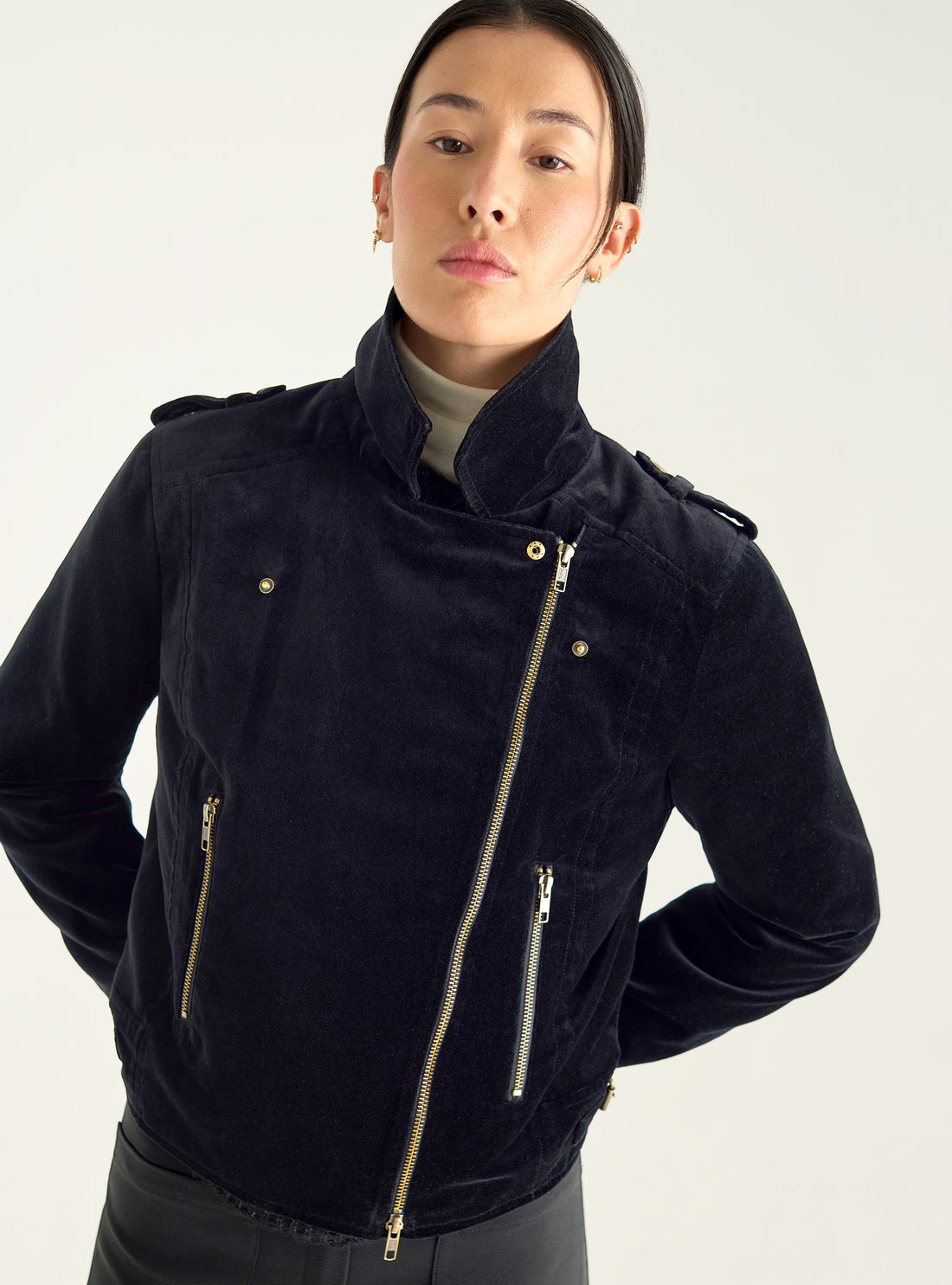 Short velvet perfecto jacket