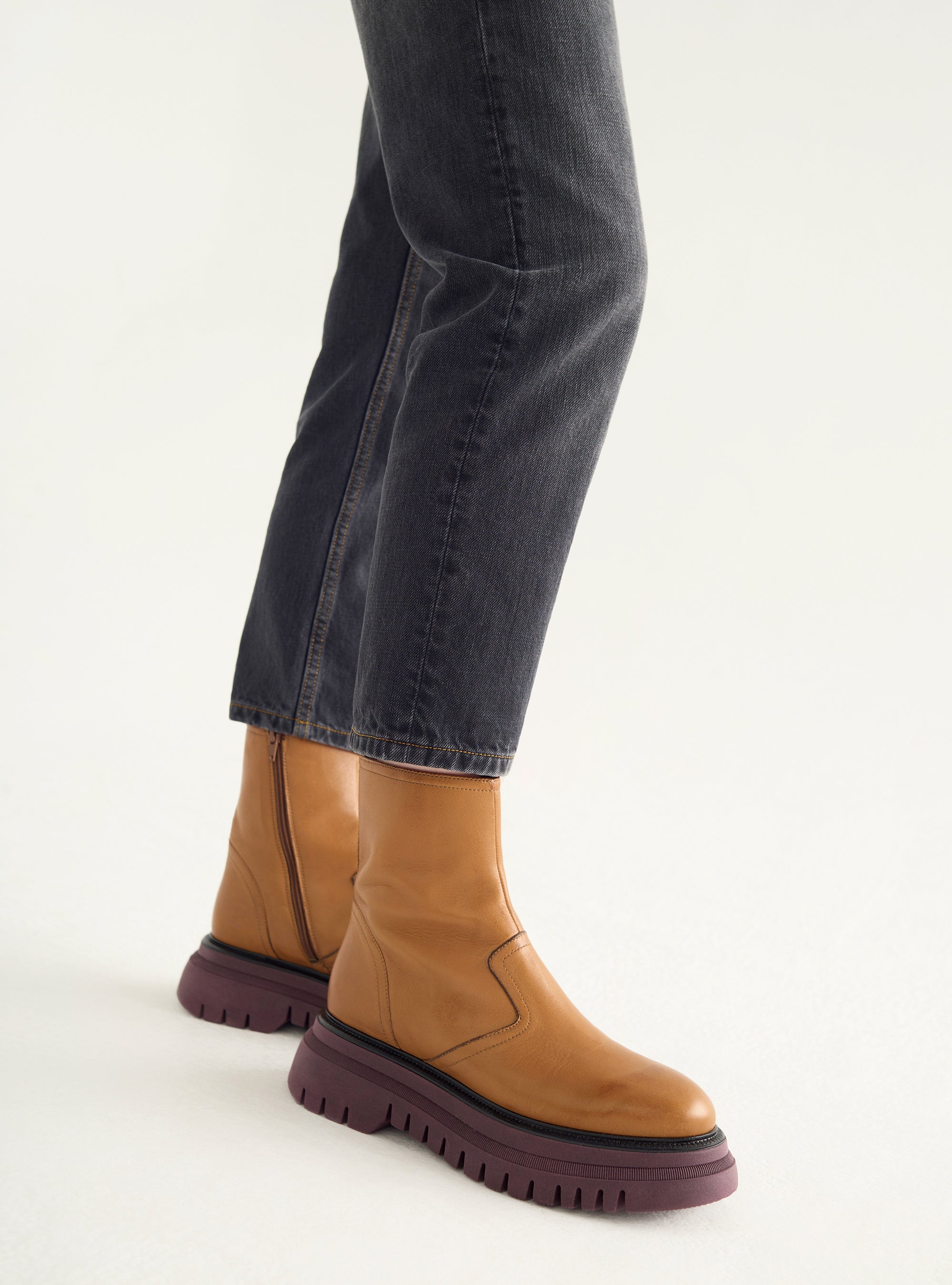 Bottines en cuir tan