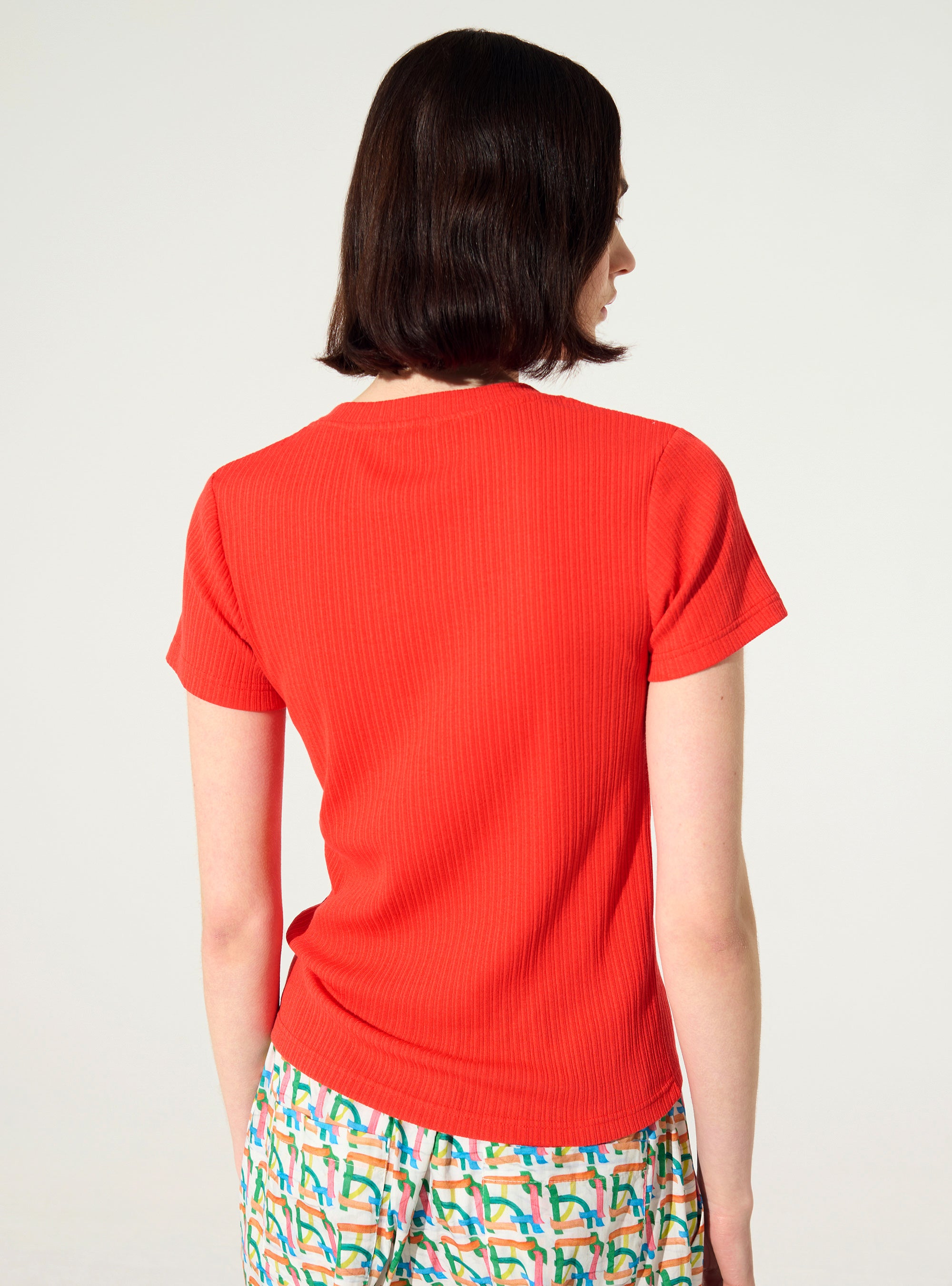 T-shirt ajusté plissé en coton rouge