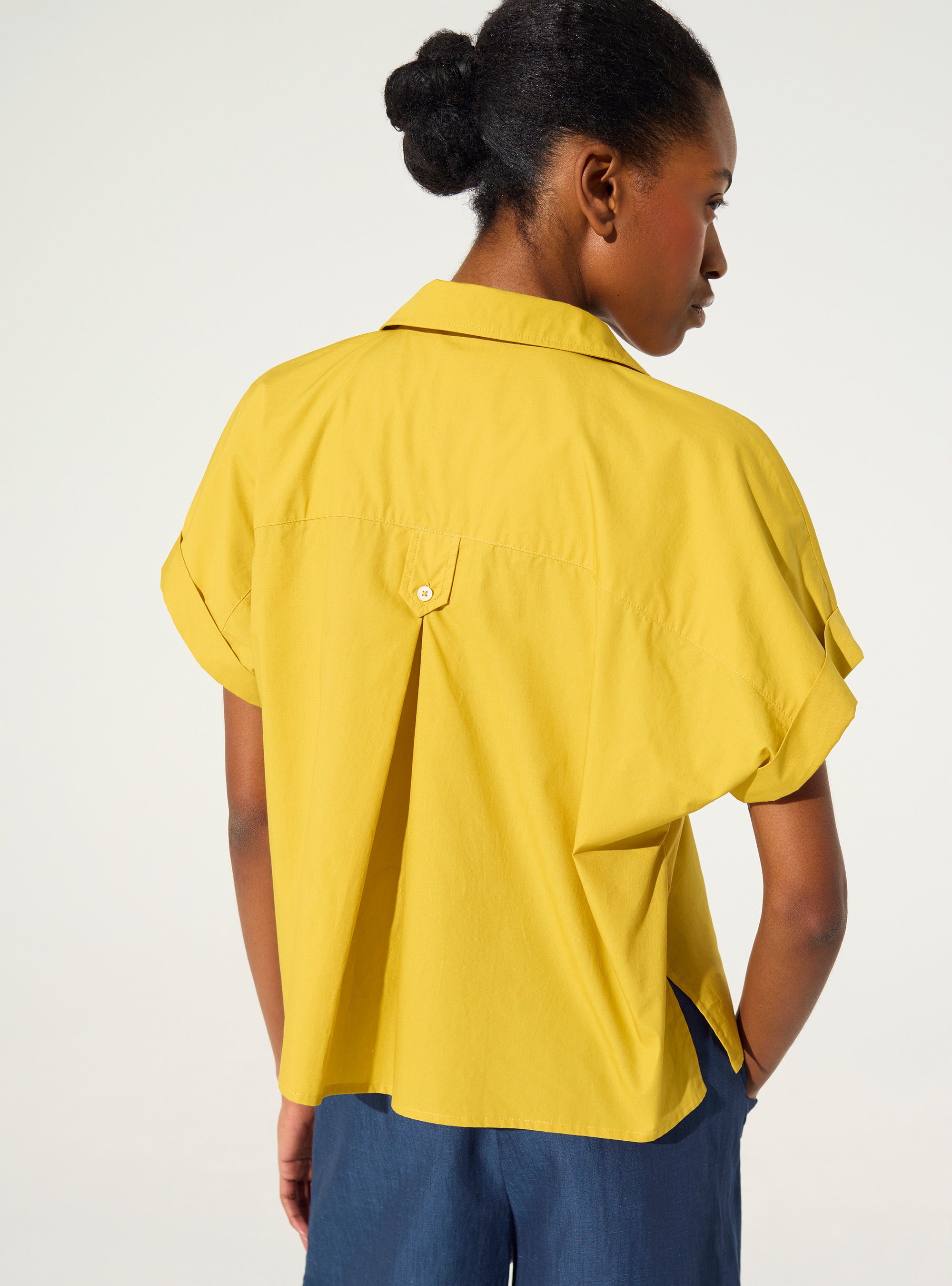 Chemise oversize en coton biologique jaune acoté