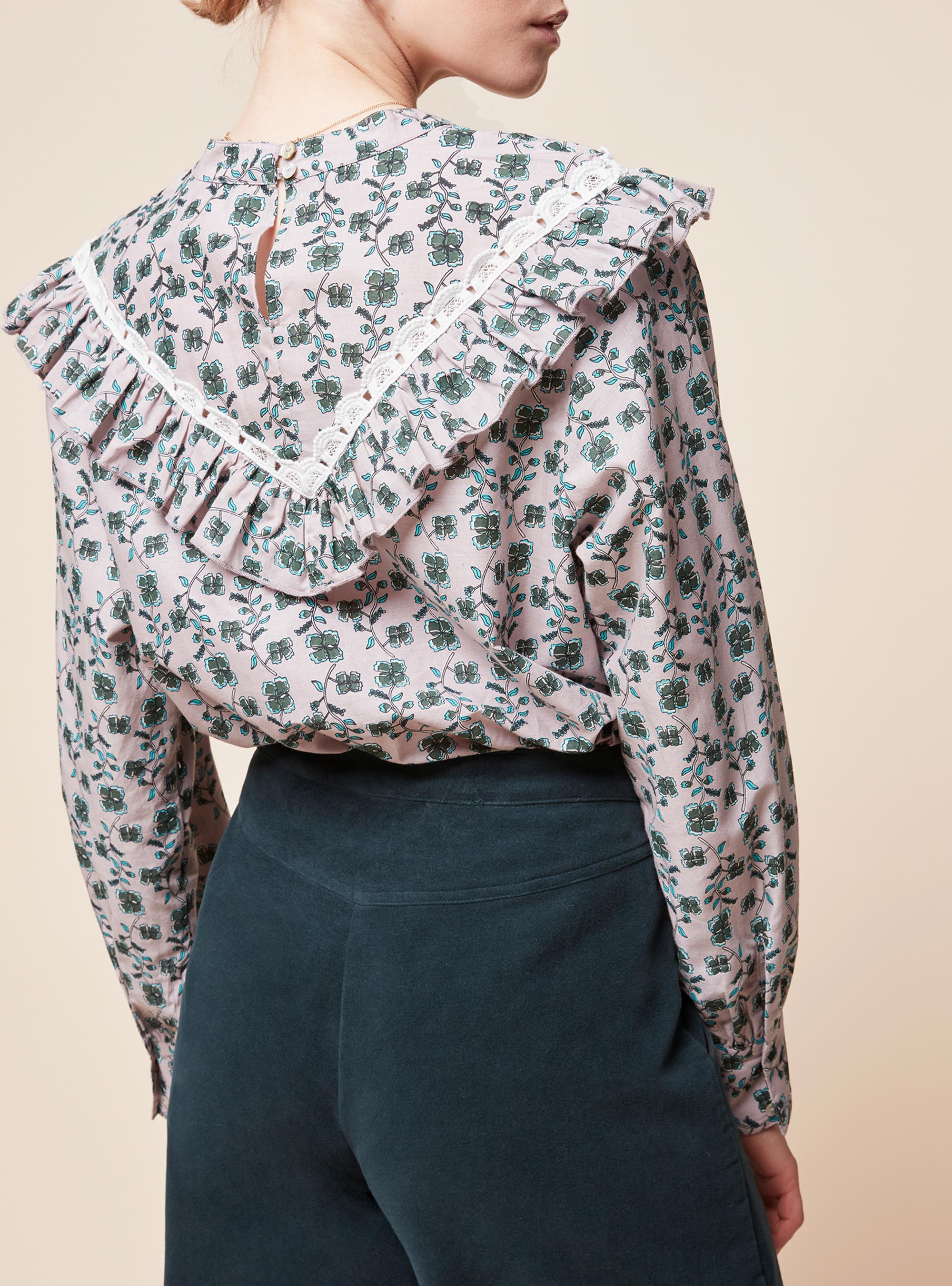 Blouse