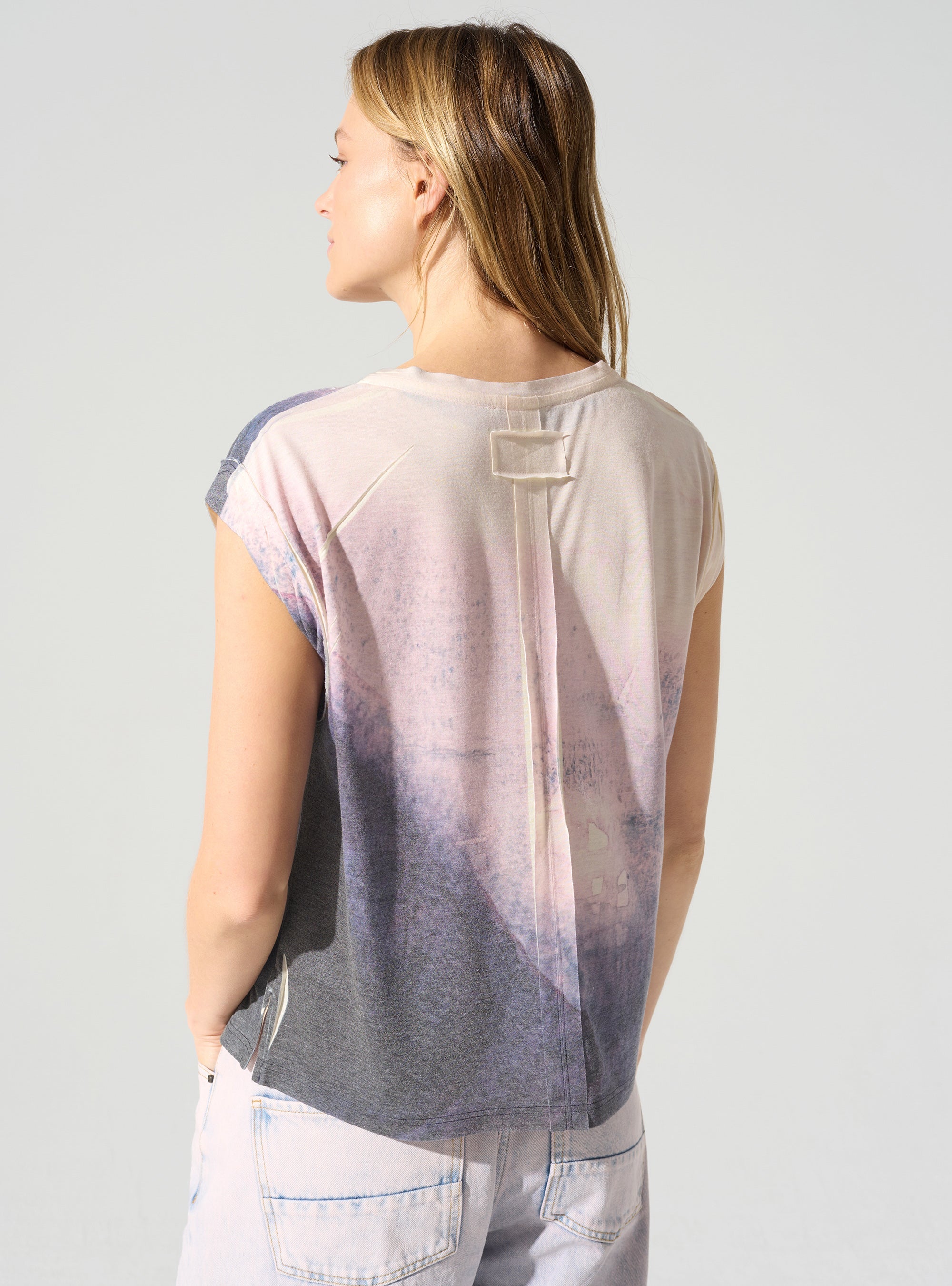 Short sleeve t-shirt