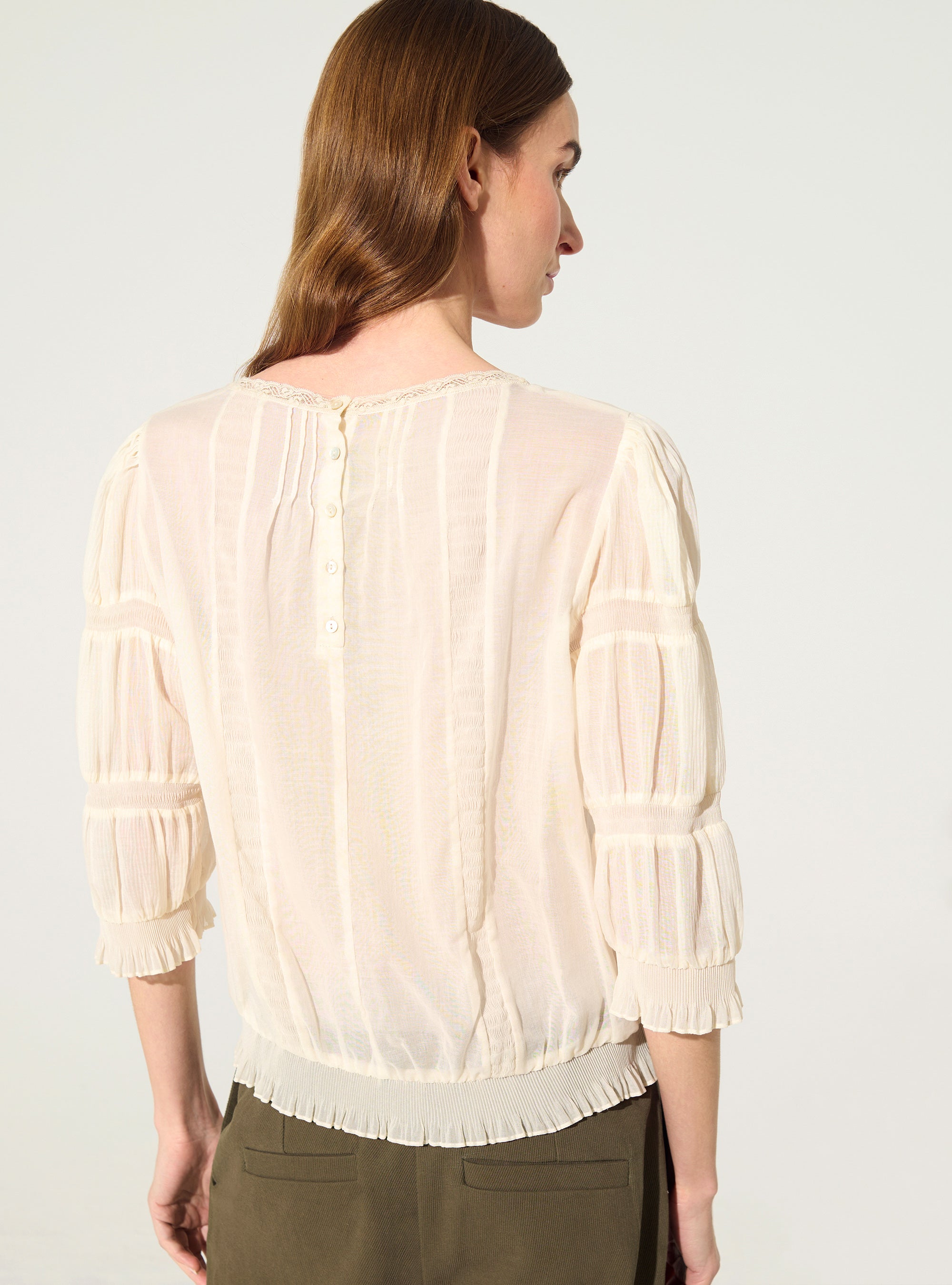 Blouse plissée et Dentelle de Calais-Caudry® écru
