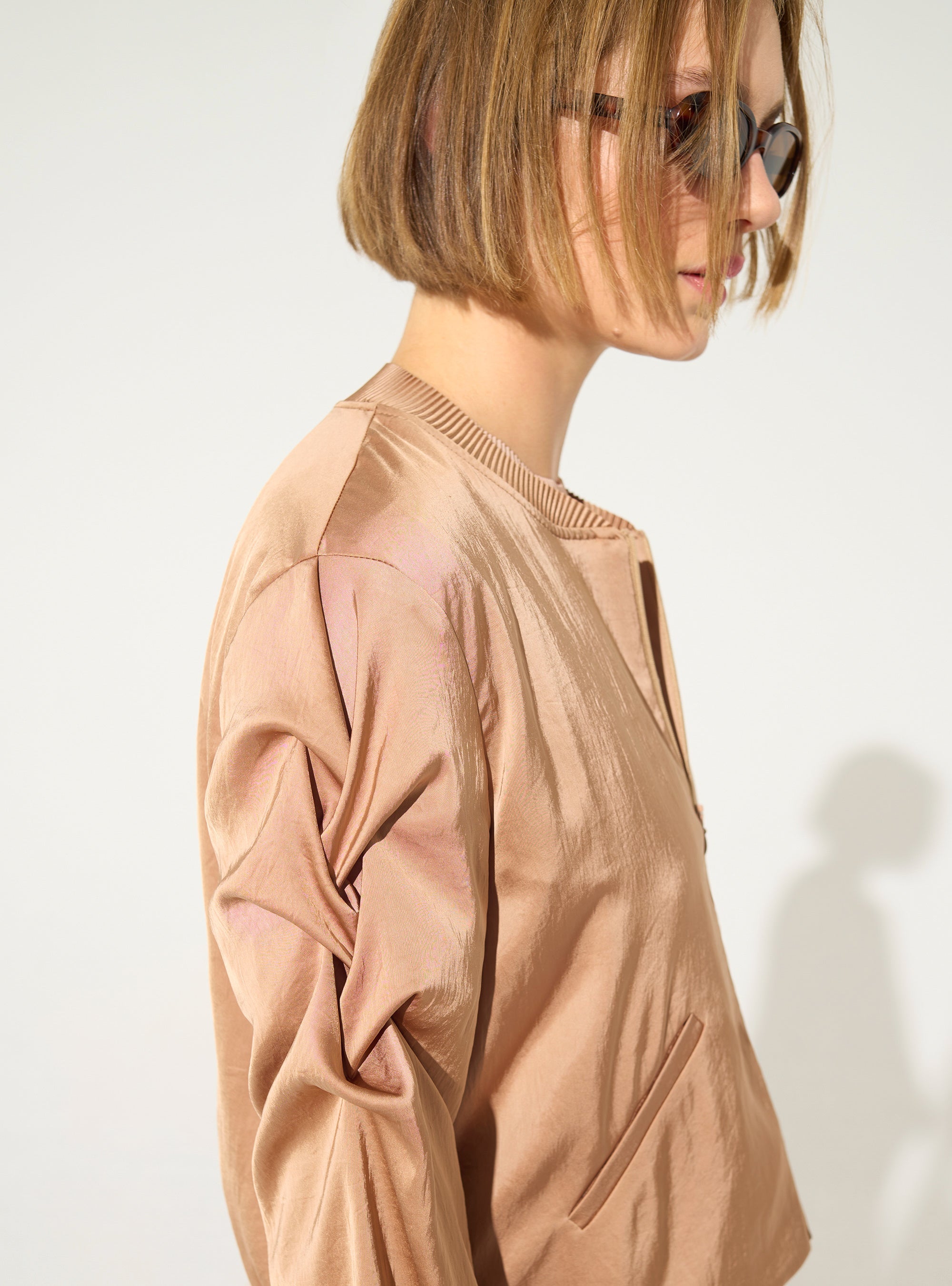 Blouson droit plissé rose