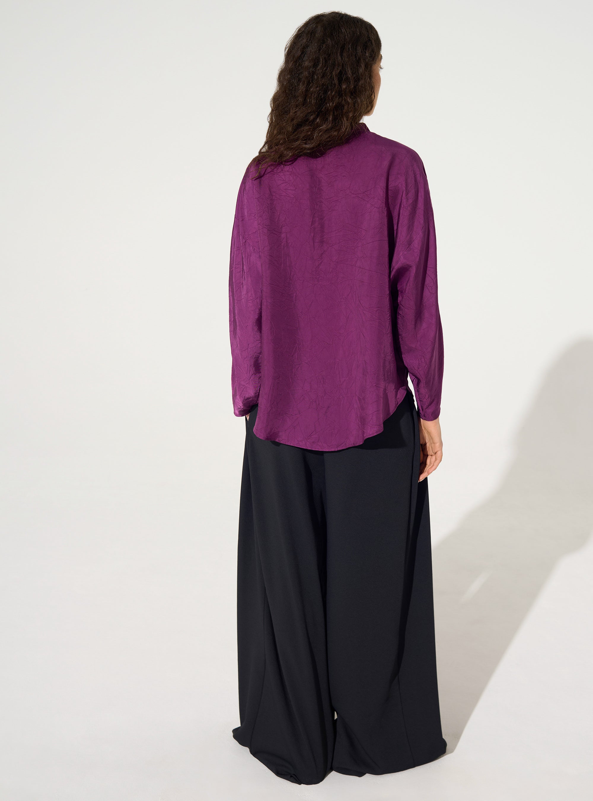 Chemise oversize en cupro violette