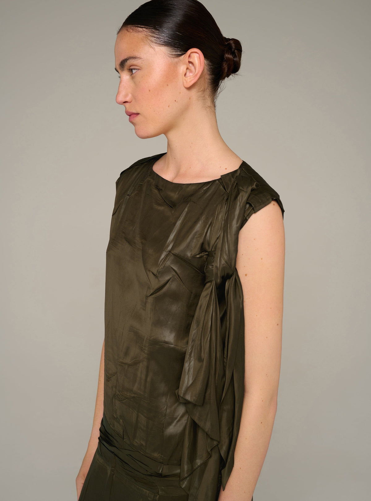Robe longue sans manches plissée Cotélac