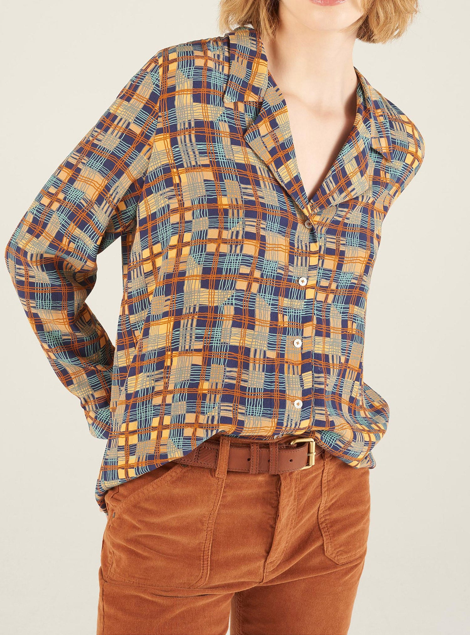 Chemise
