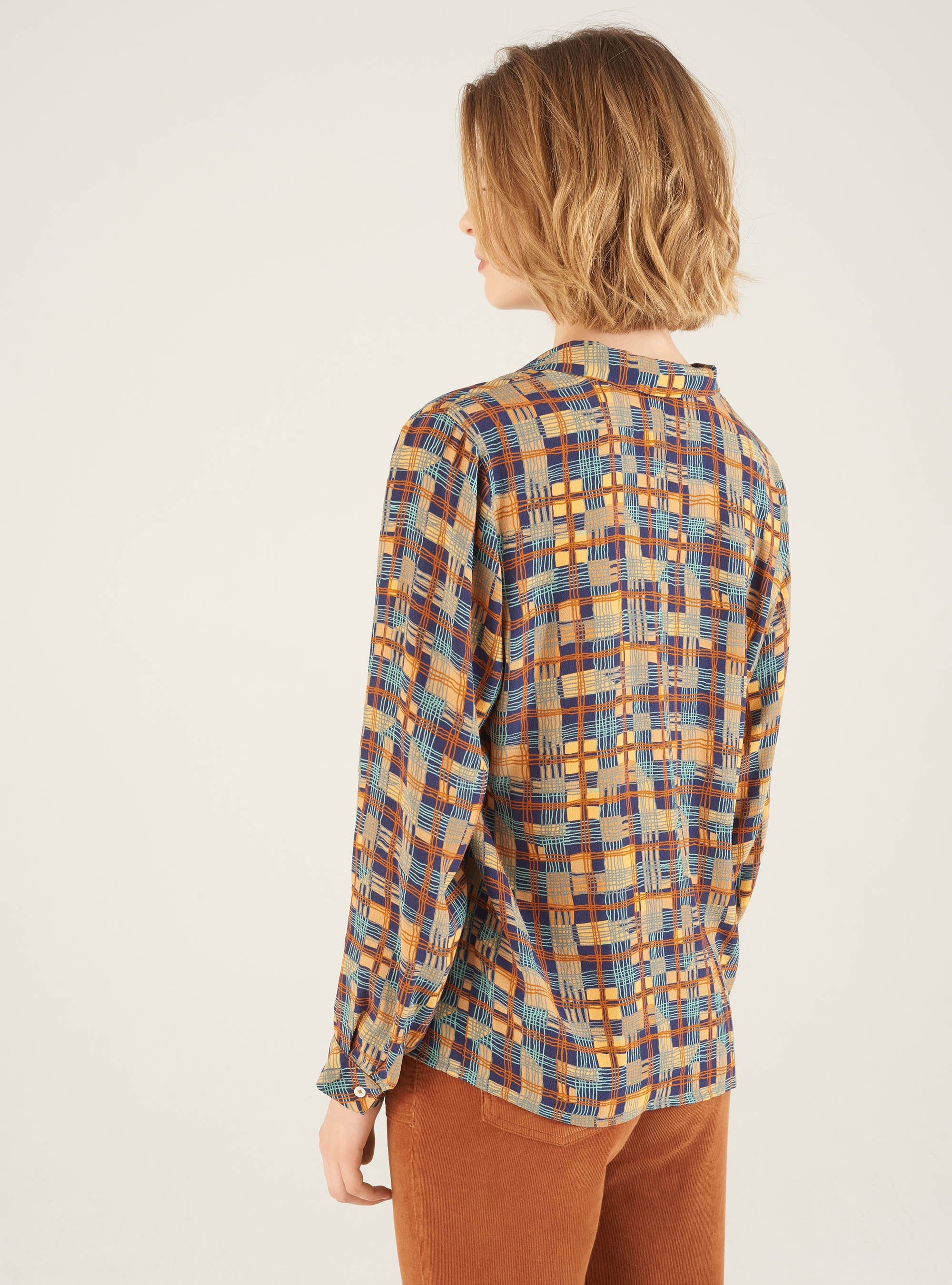 Chemise