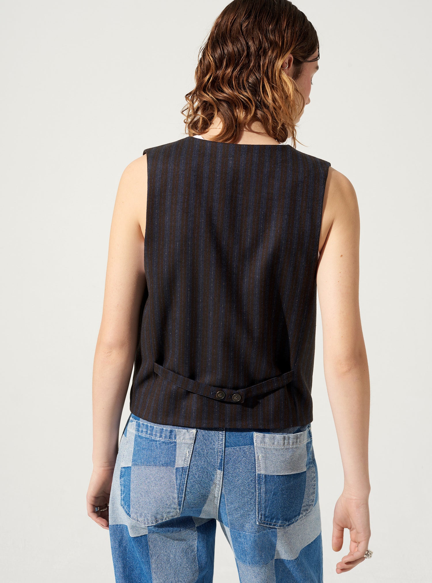 Sleeveless vest