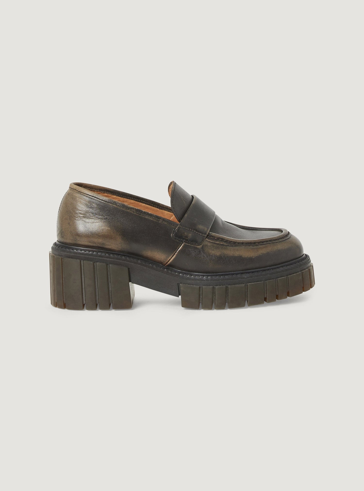 Mocassins en cuir