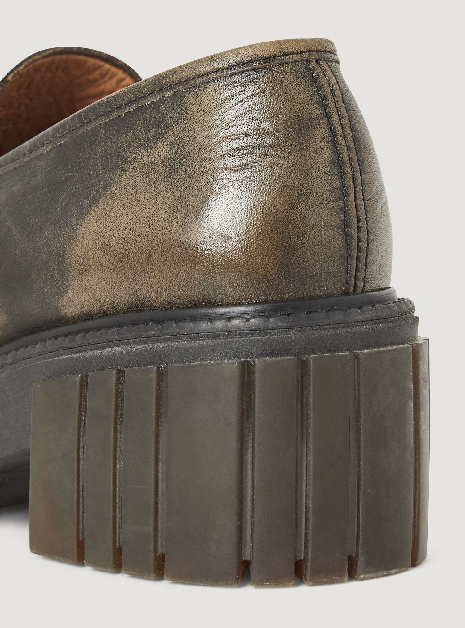 Mocassins en cuir