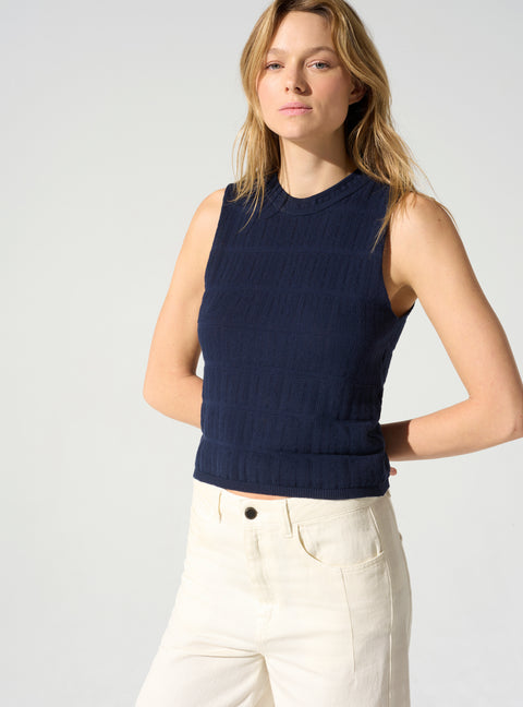 Pull sans manches