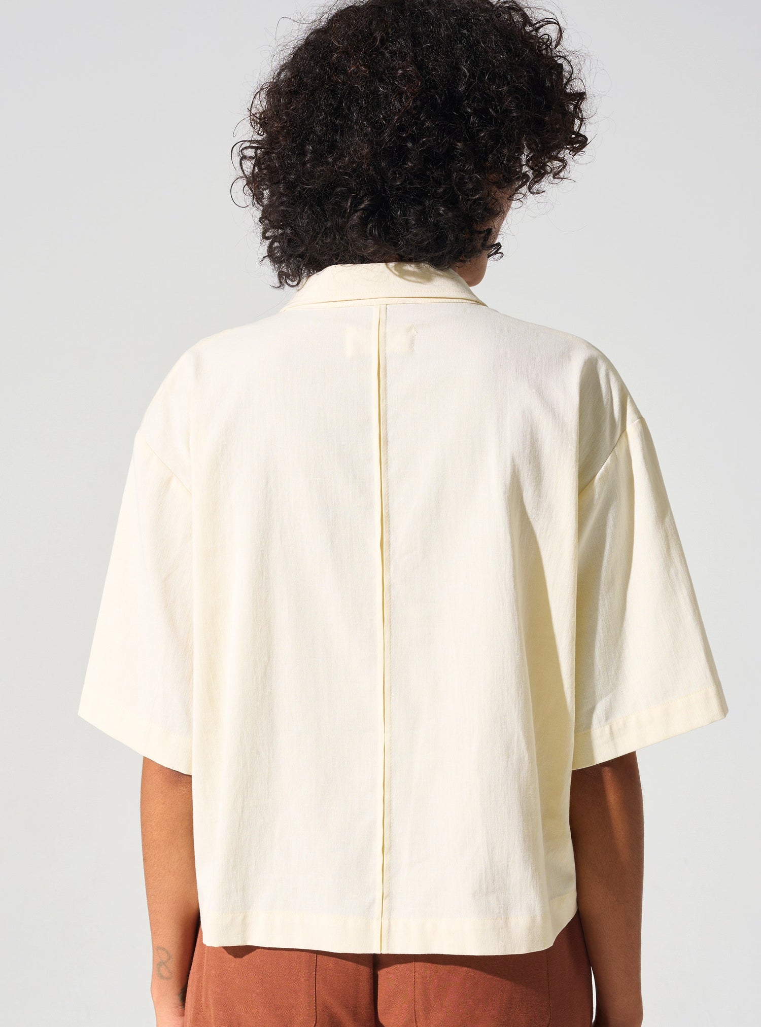 Chemise manches courtes acoté 