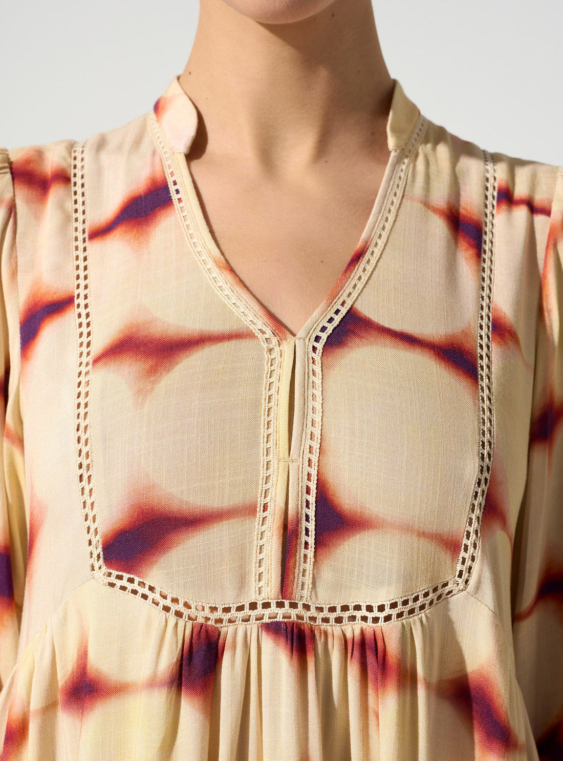 Robe courte bohème acoté 