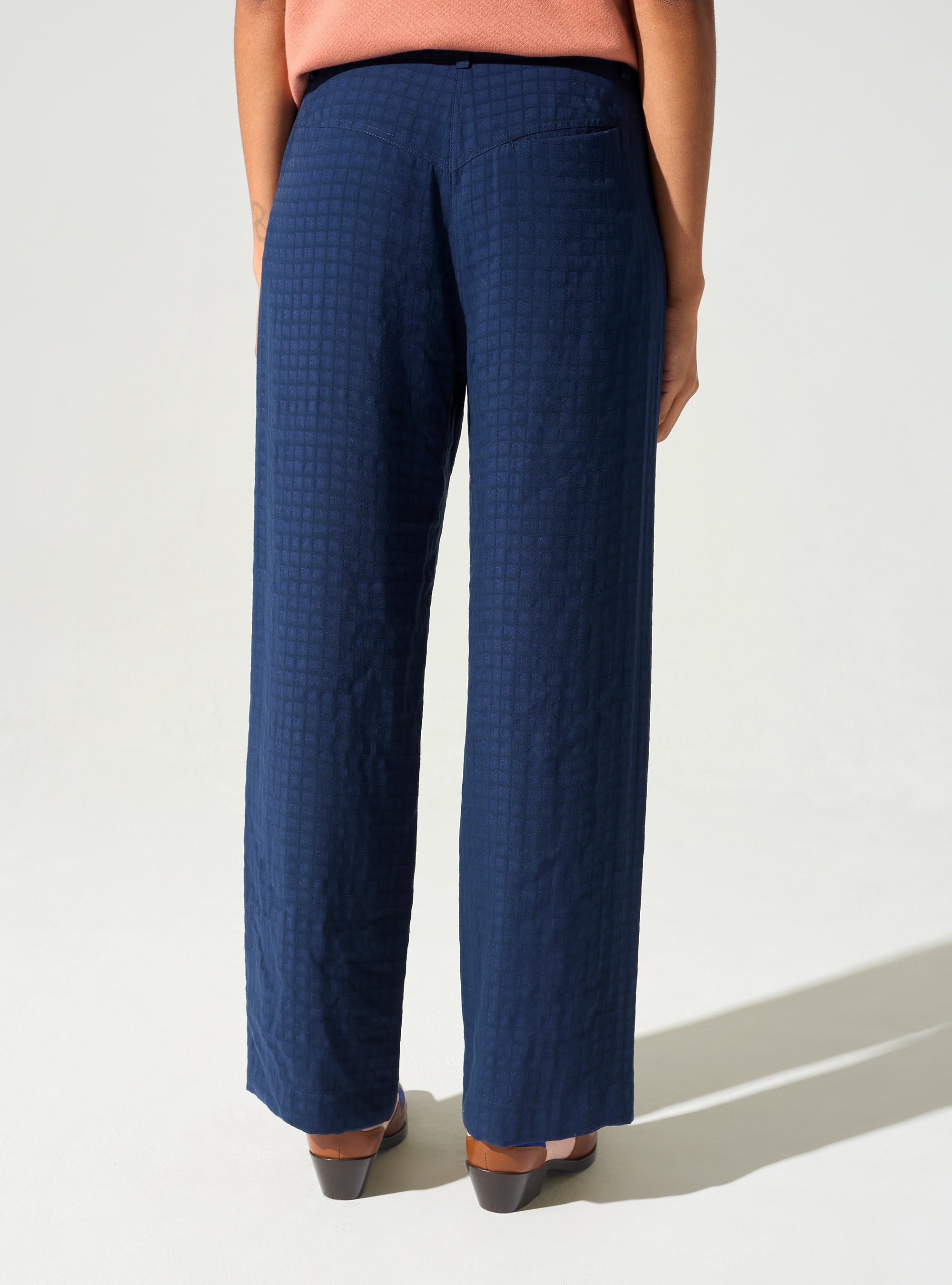 Pantalon droit et souple