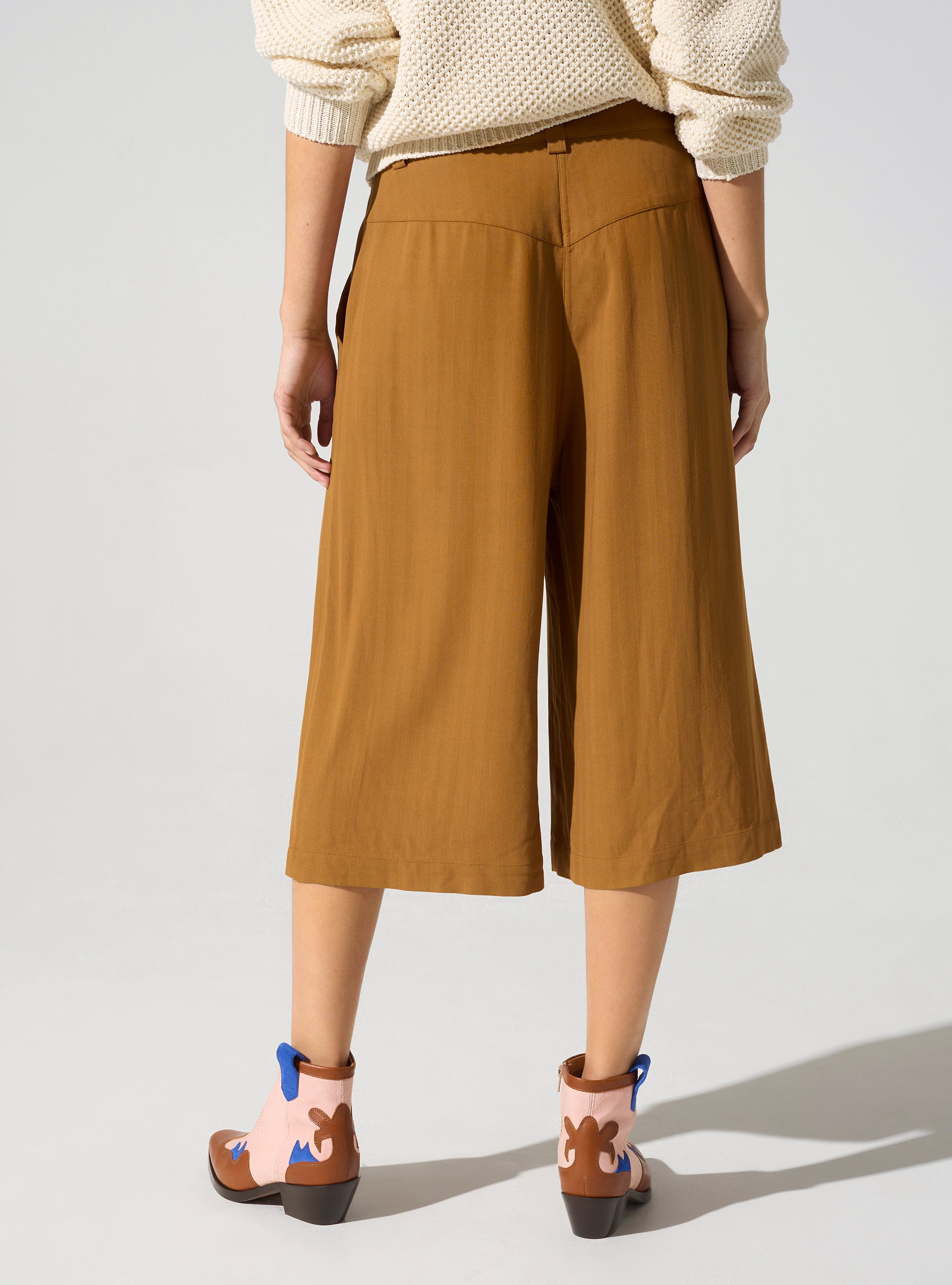 Bermuda style tailleur acoté 