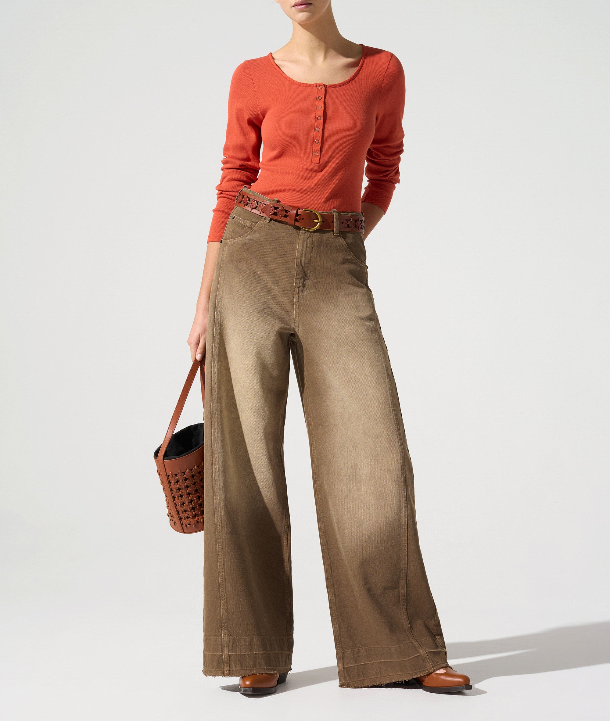 Jean large taille haute acoté 