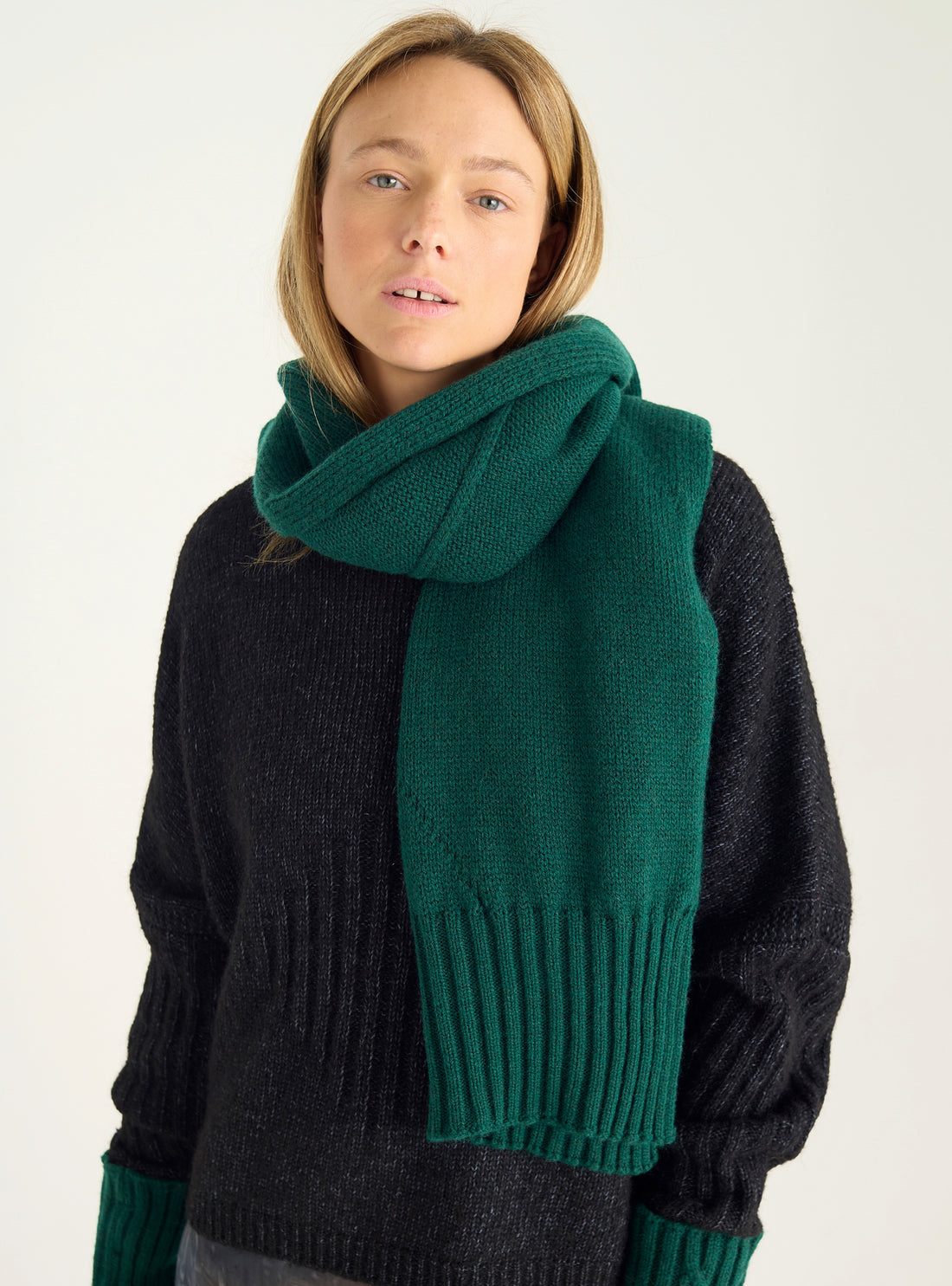 Wool cable scarf