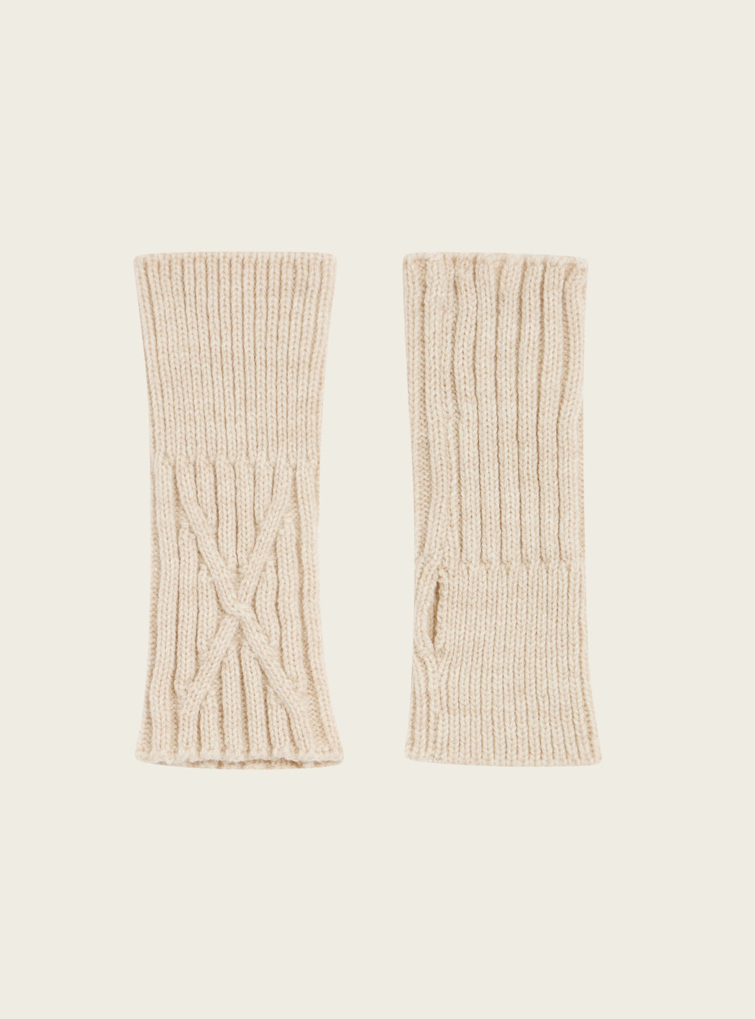 Mitaine torsadées en laine acoté 