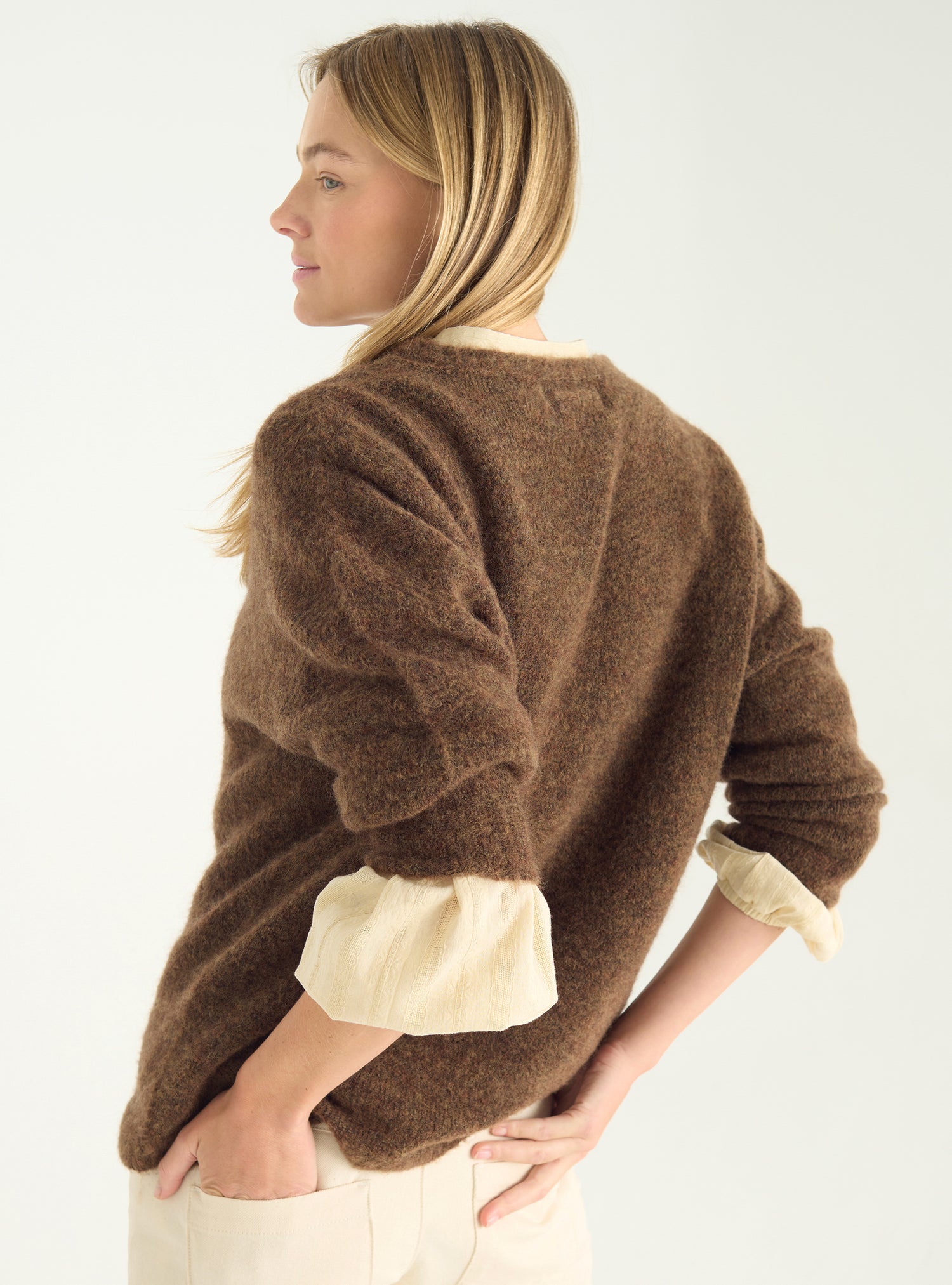 Loose-fitting natural wool sweater