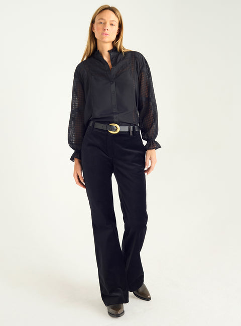 Loose shirt in responsible cotton