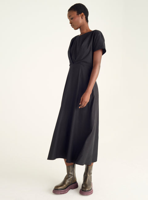 Robe midi asymétrique