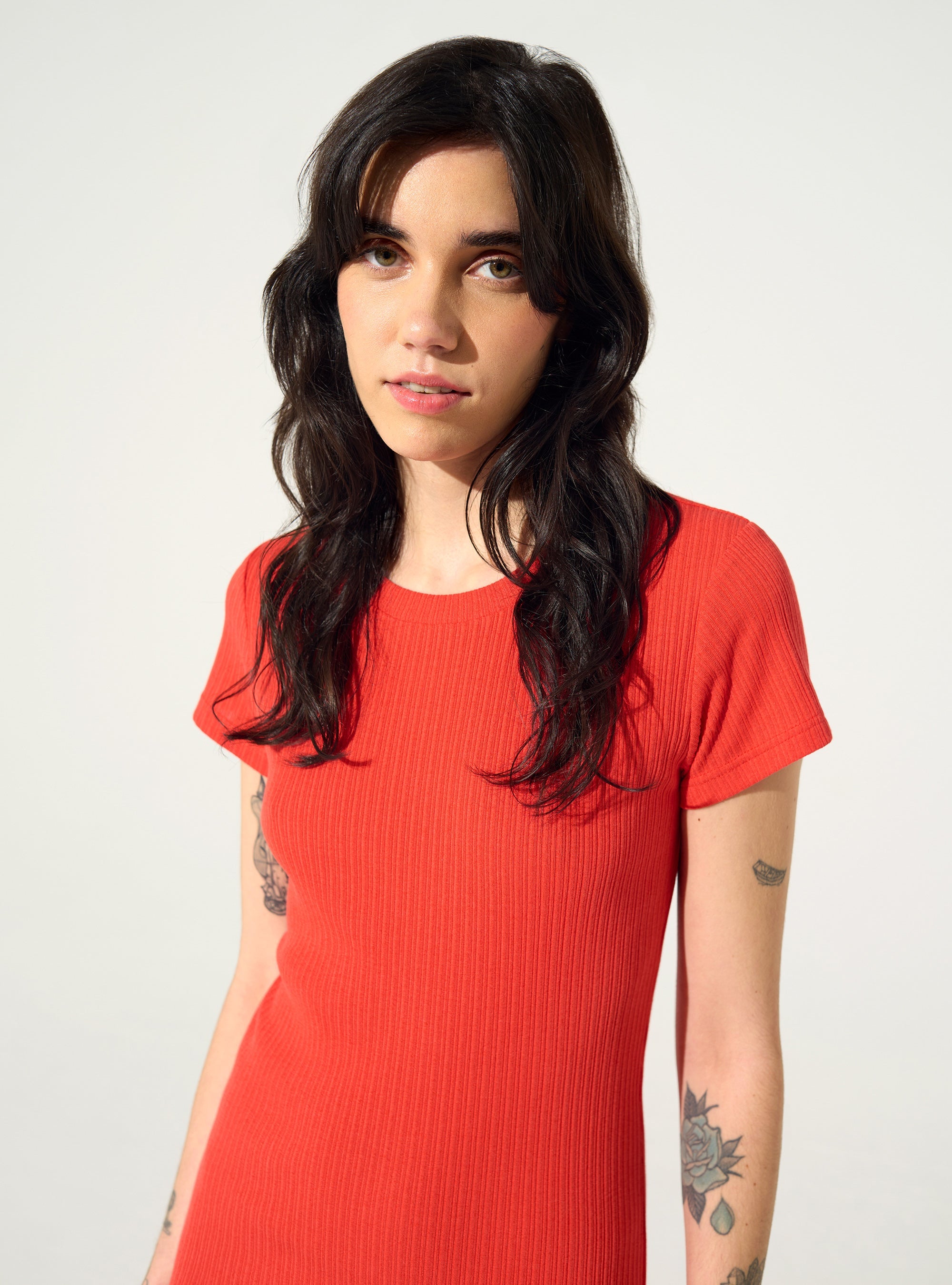 Robe ajustée plissée en coton rouge