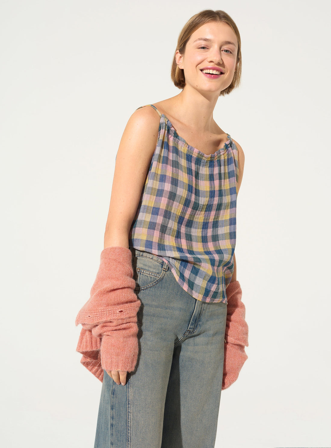 Loose-fitting blue cotton tank top