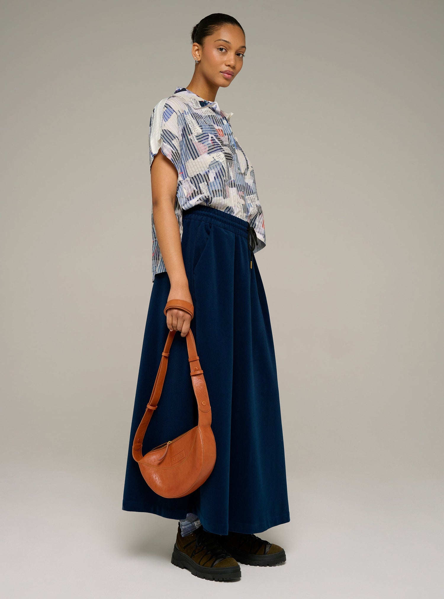 Cotélac acoté blouse col rond ajustée manches longues imprimée