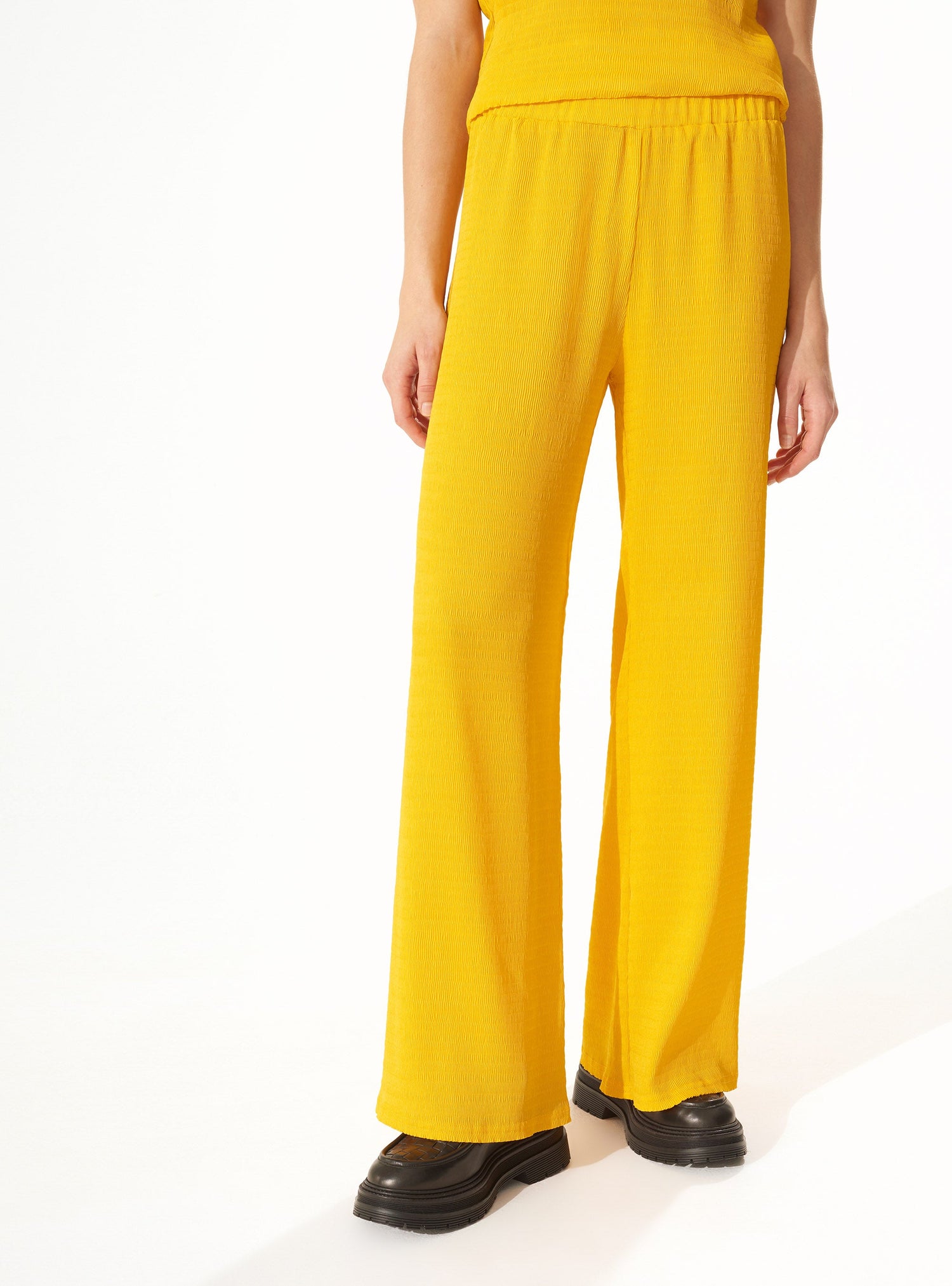 Billowy wide pants