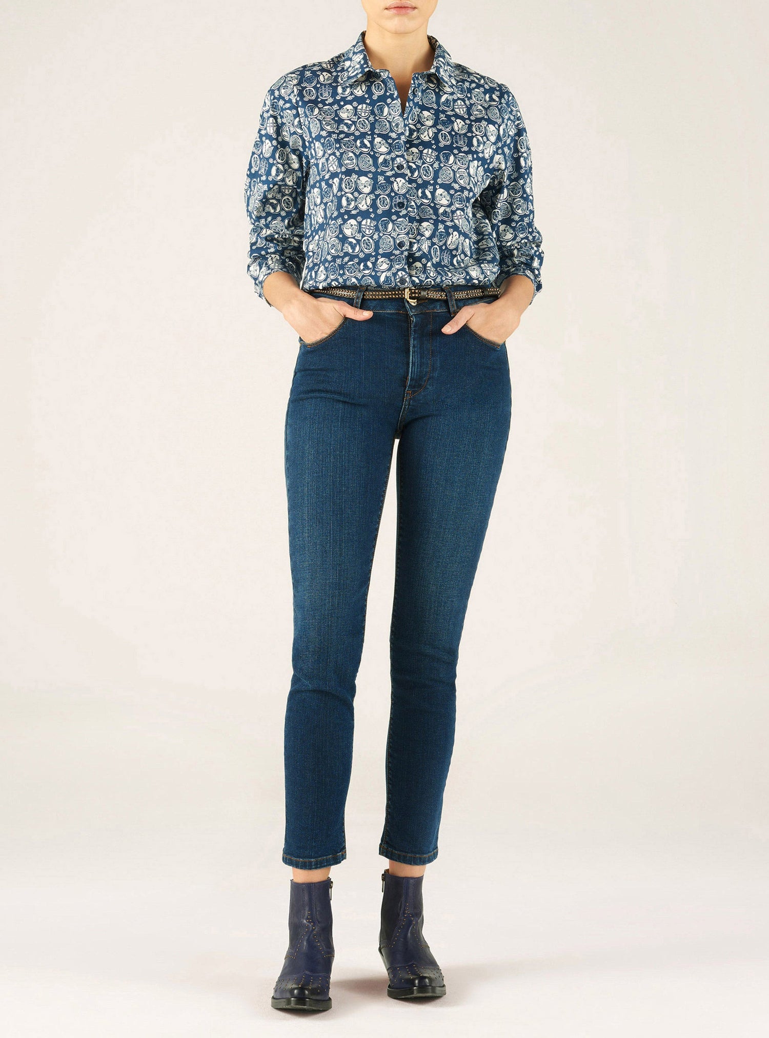 Chemise