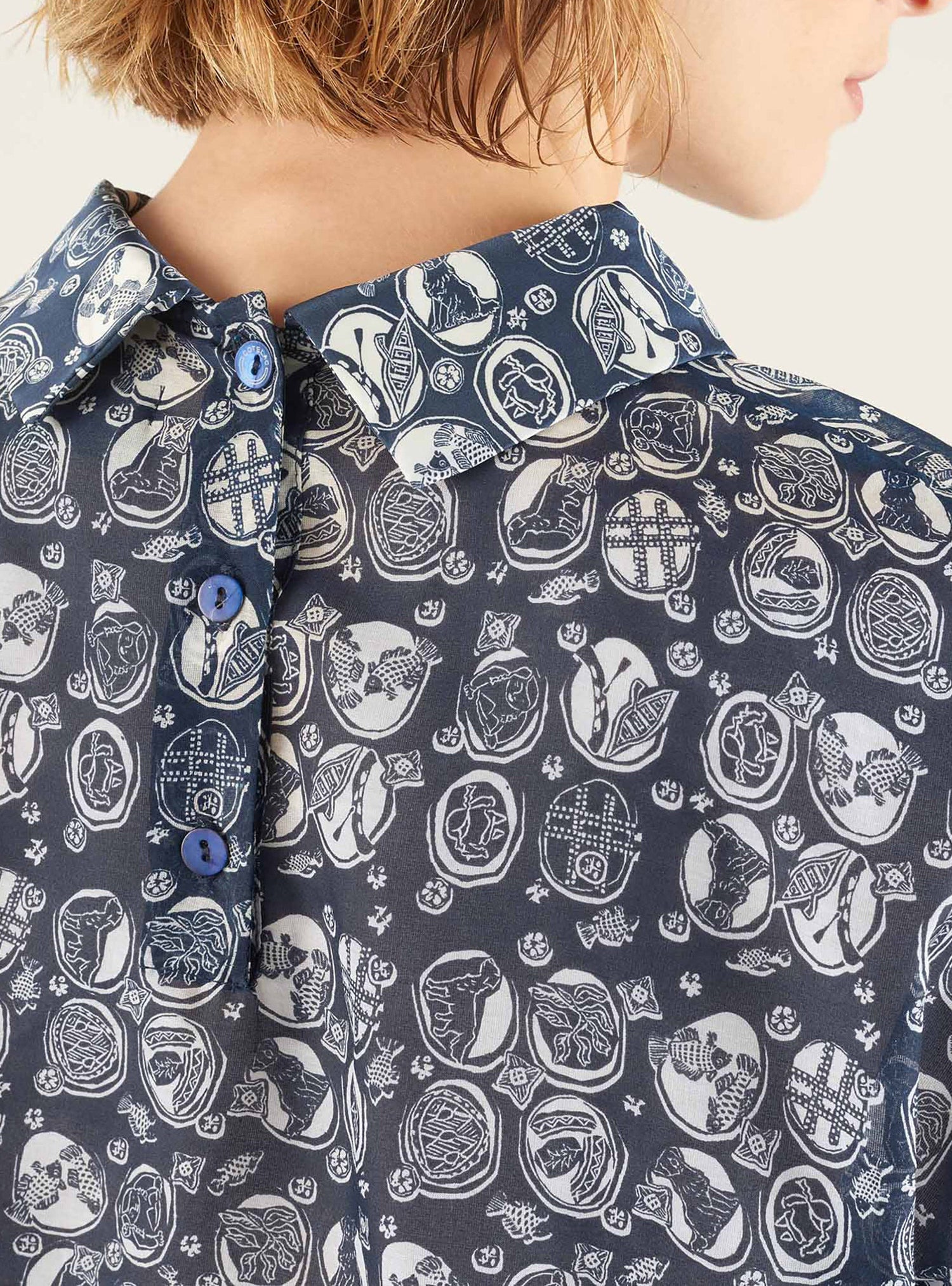 Blouse