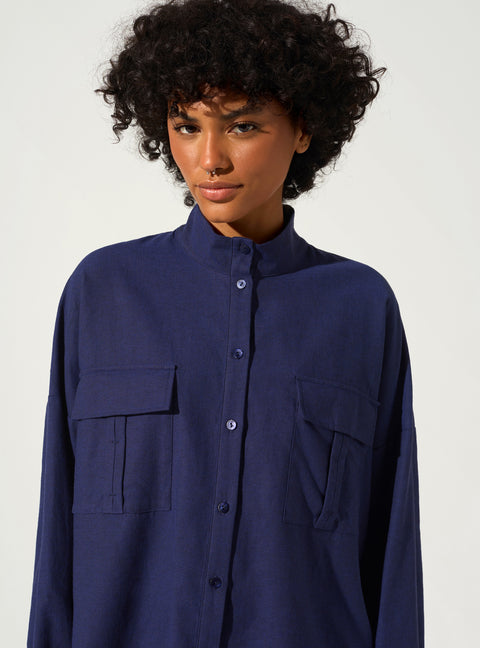 Loose shirt