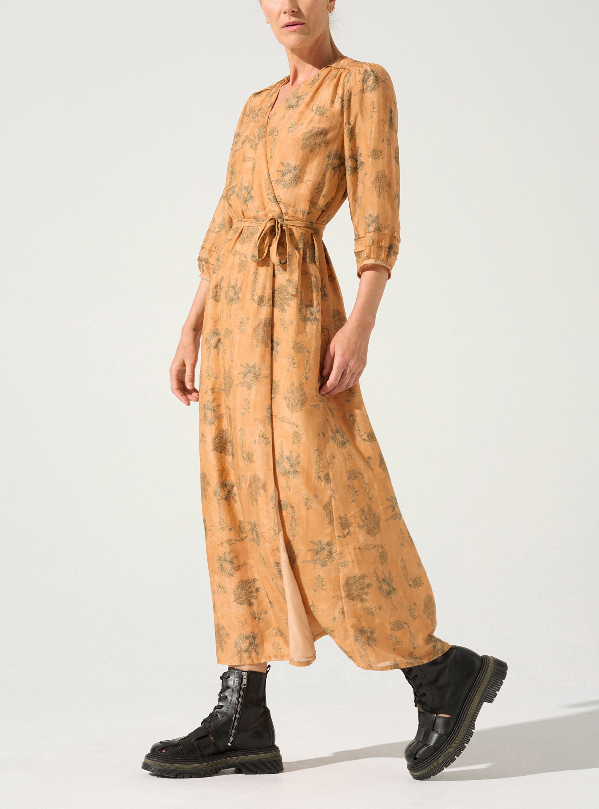 Robe Nouée