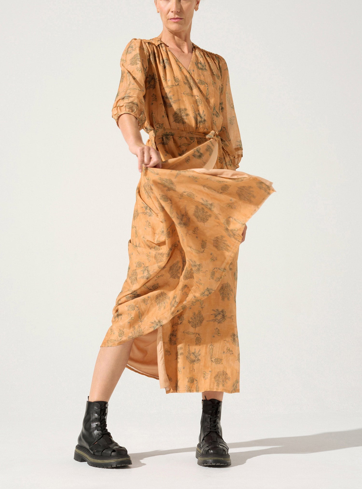 Robe Nouée
