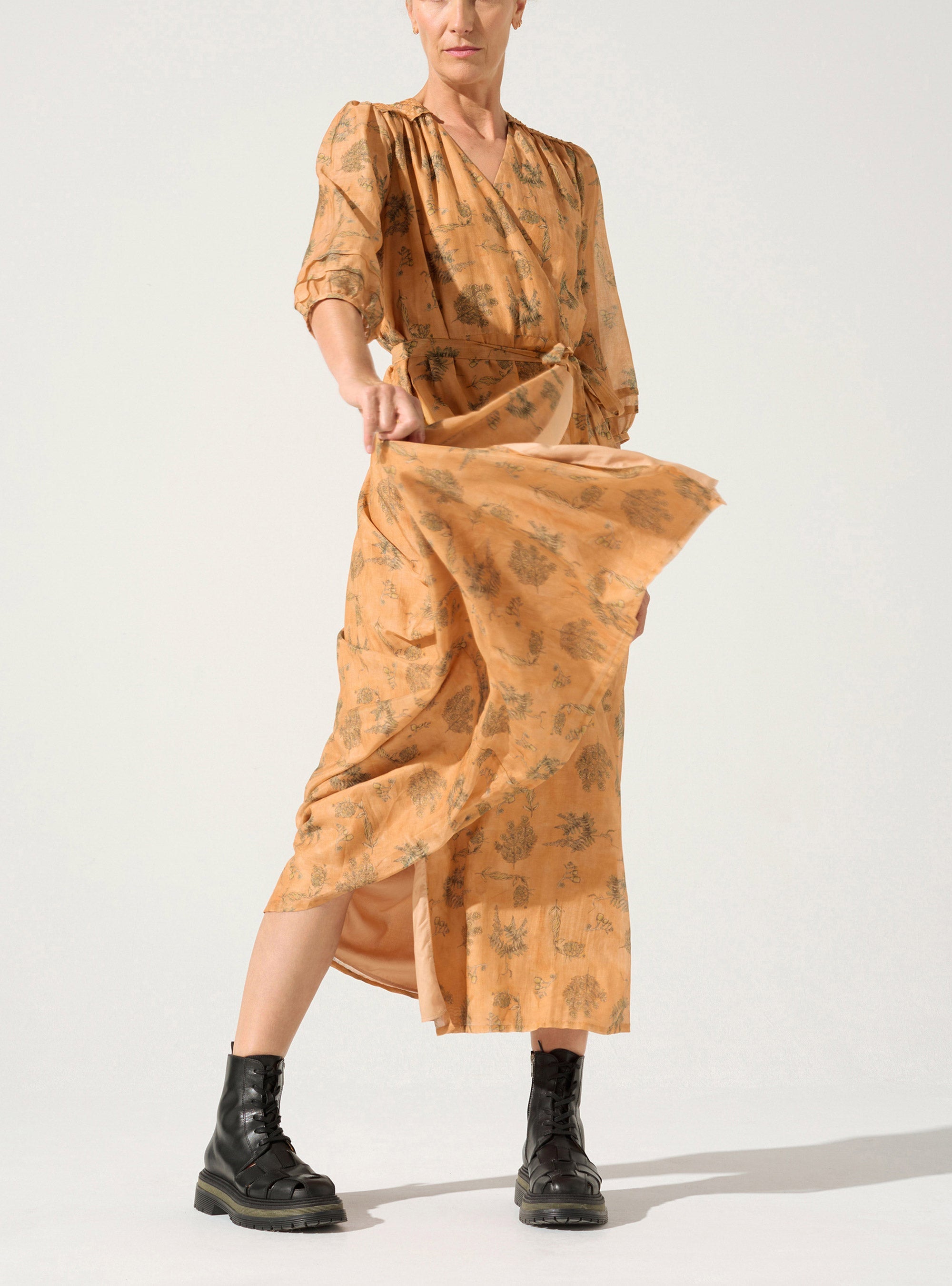 Robe Nouée