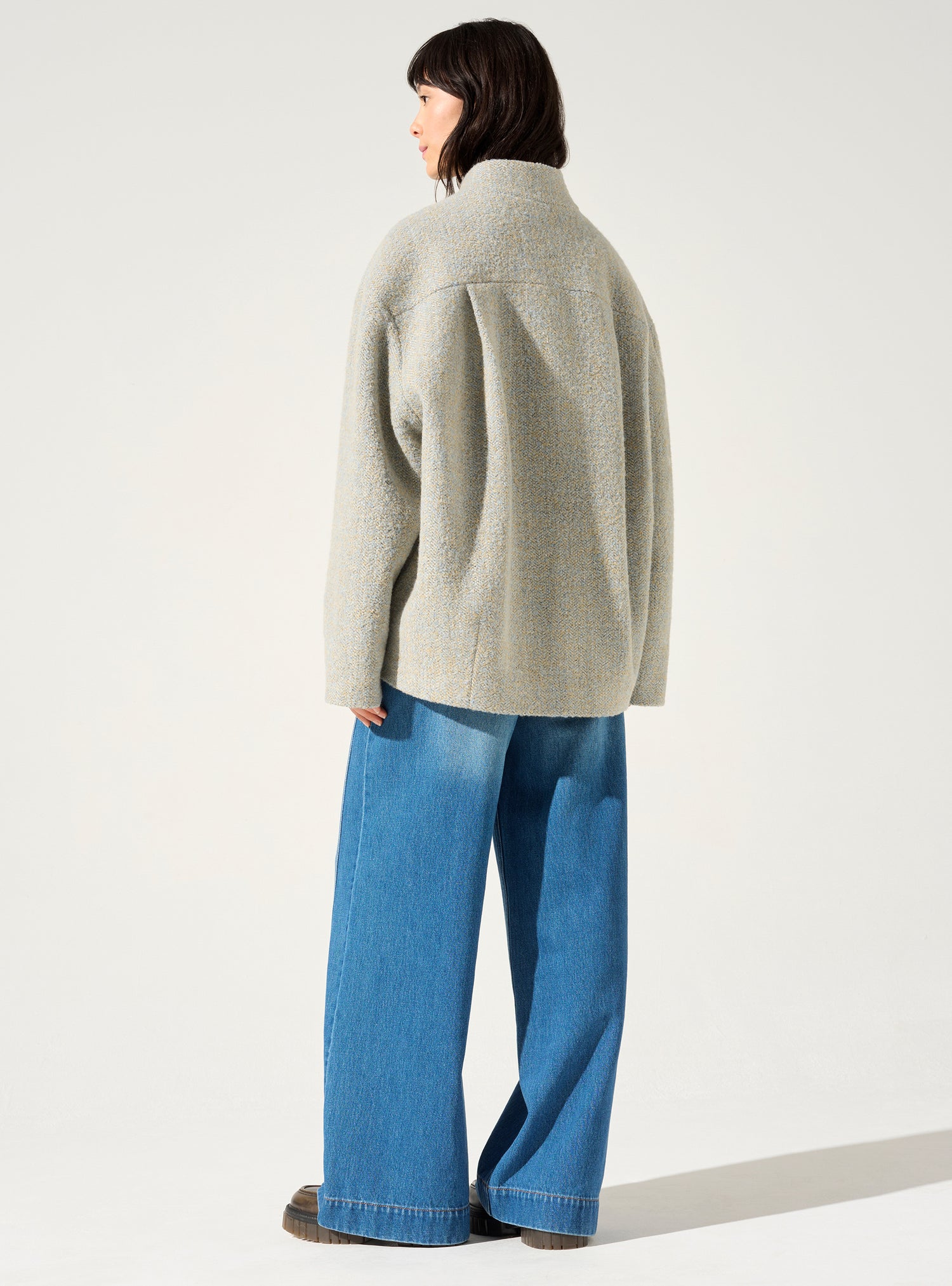 Short coat