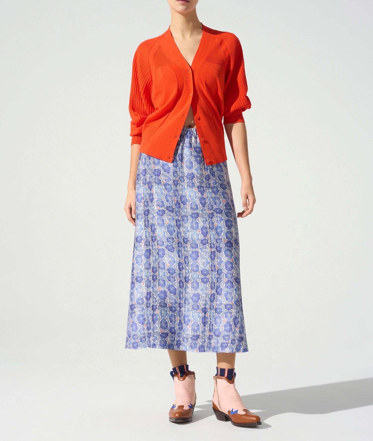 Long-sleeved cardigan