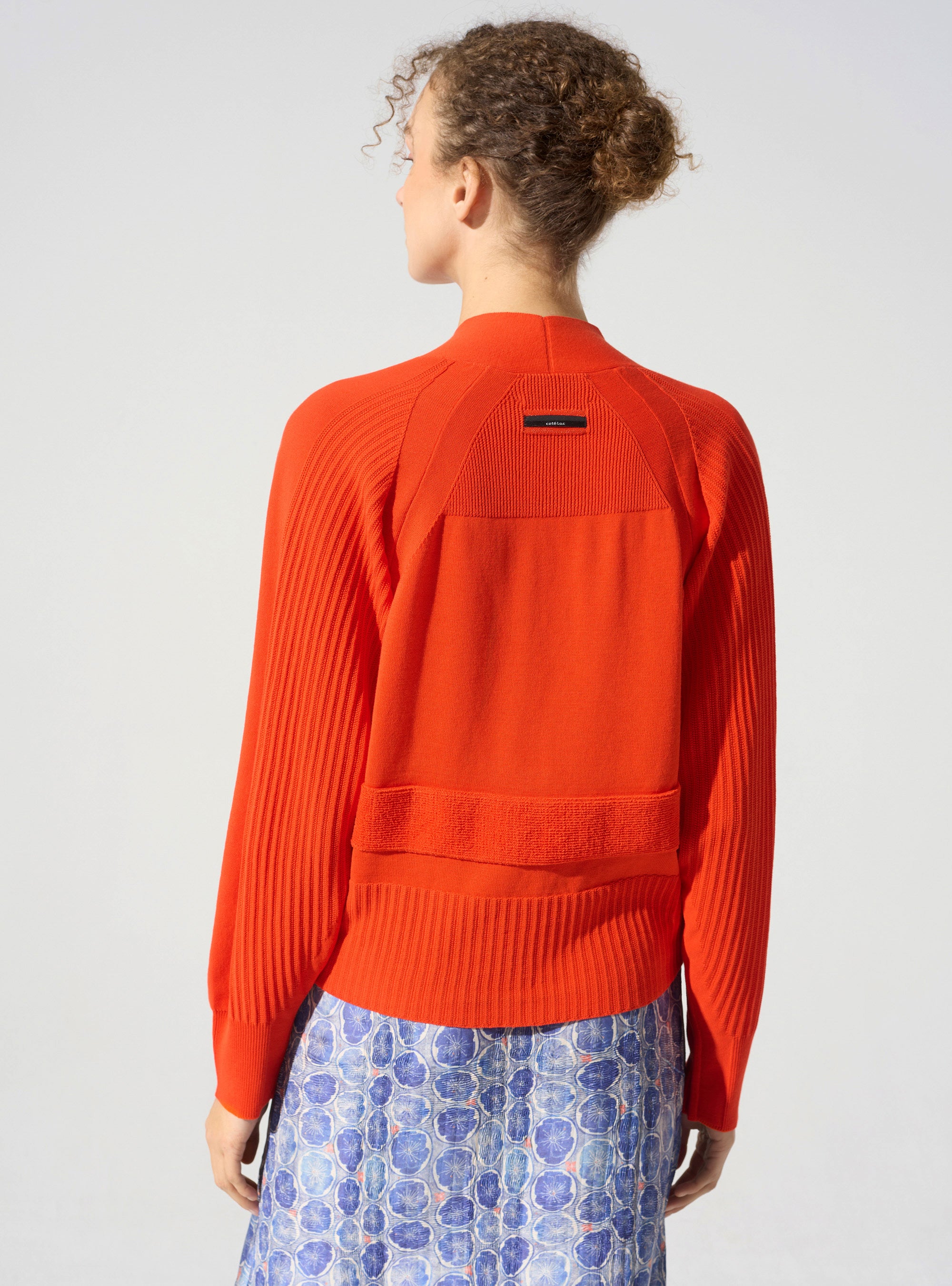 Long-sleeved cardigan