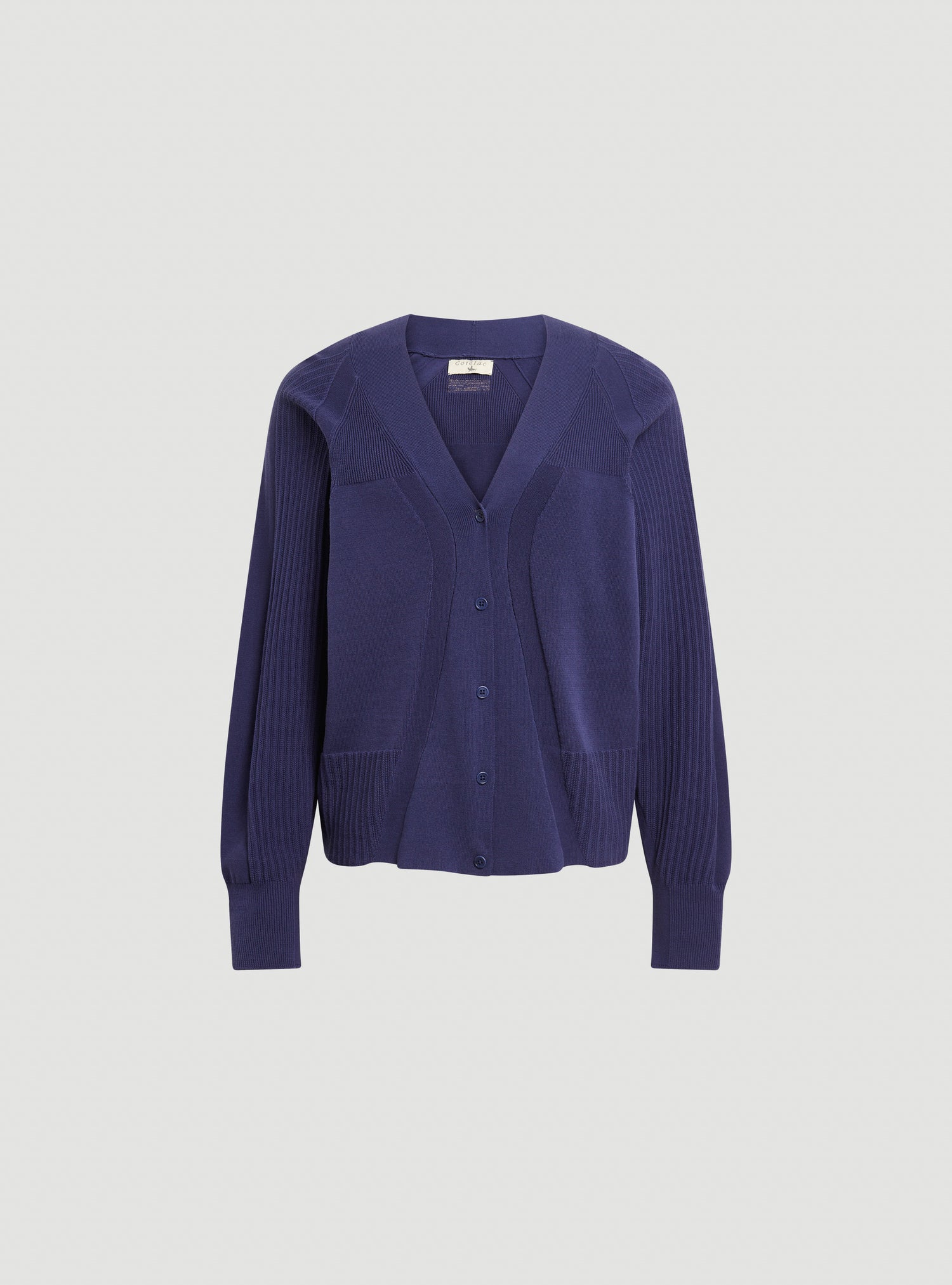 Long-sleeved cardigan