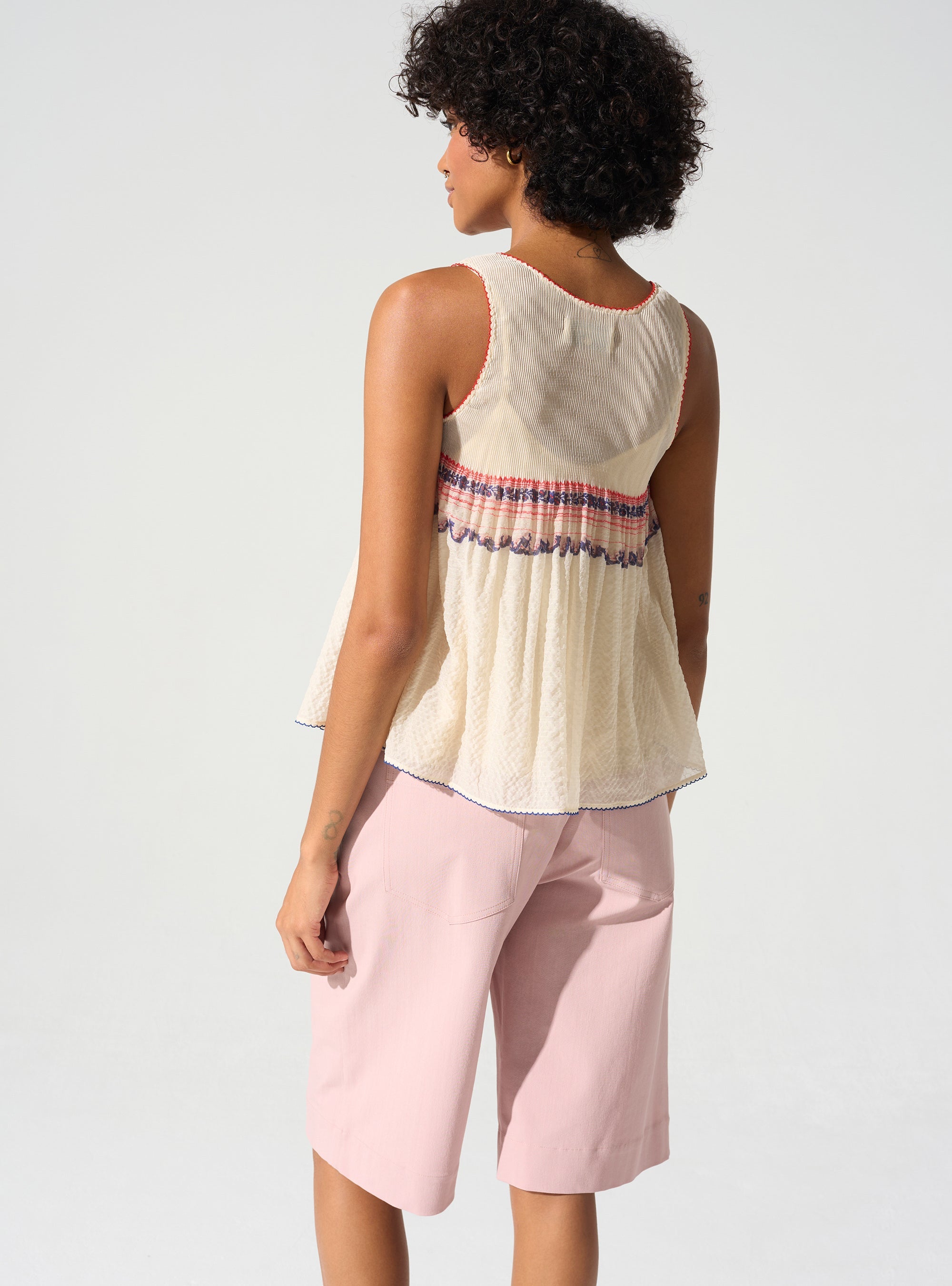 Tank top wide straps