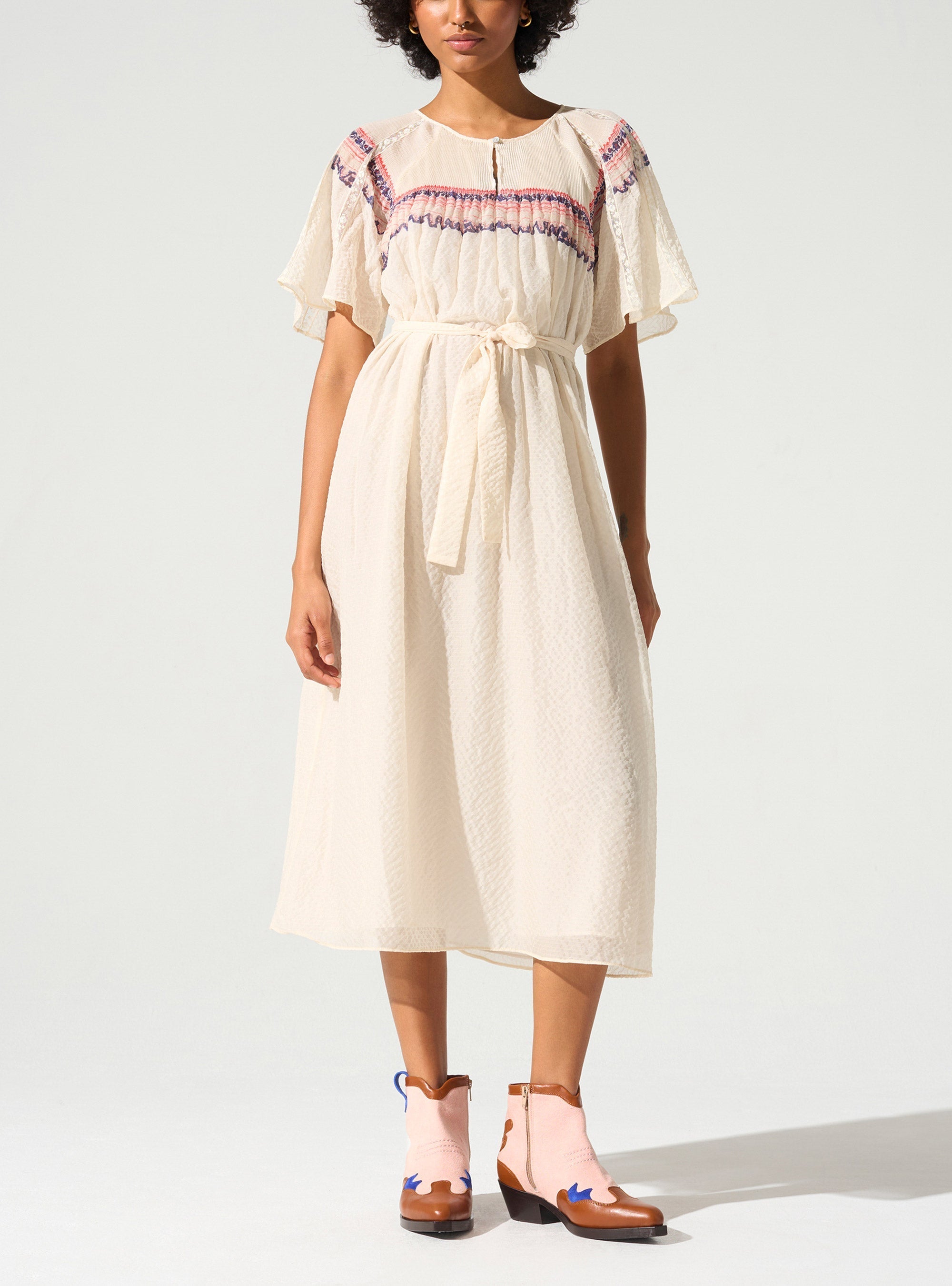 Robe manches courtes esprit papillons Cotélac 