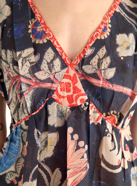 Flowing blouse