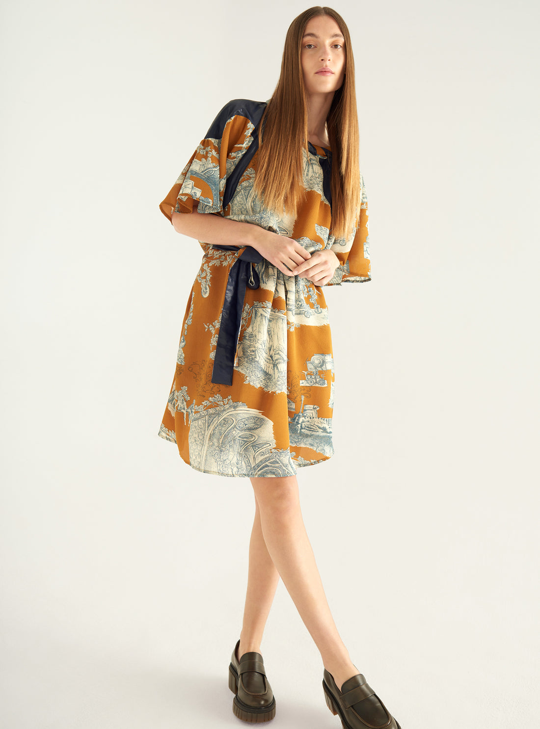 Robe imprimée façonné