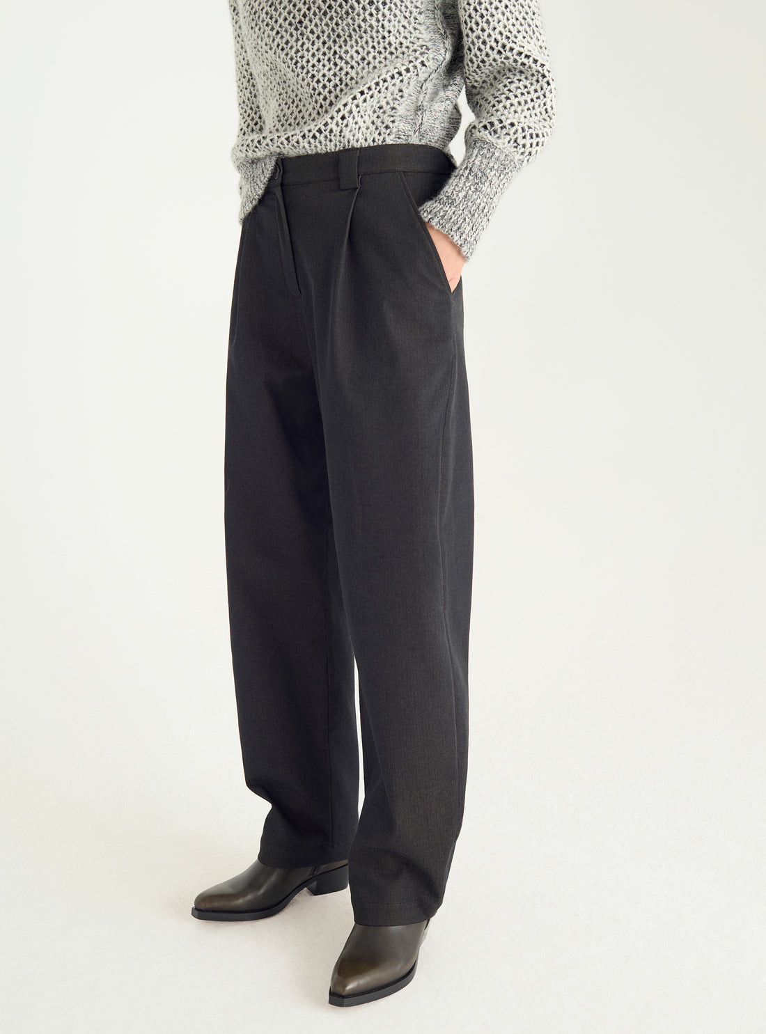 Barrel cut pants