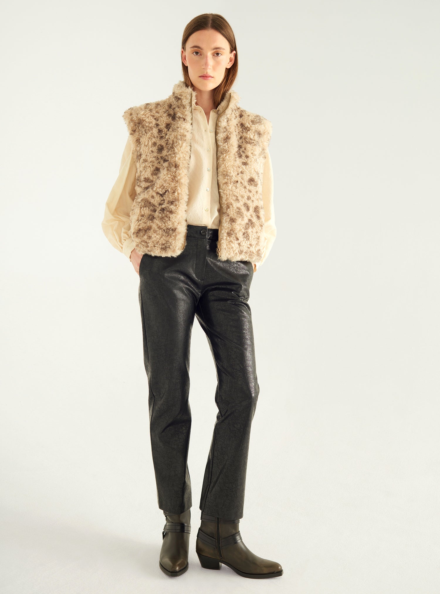 Pantalon flare en imitation cuir